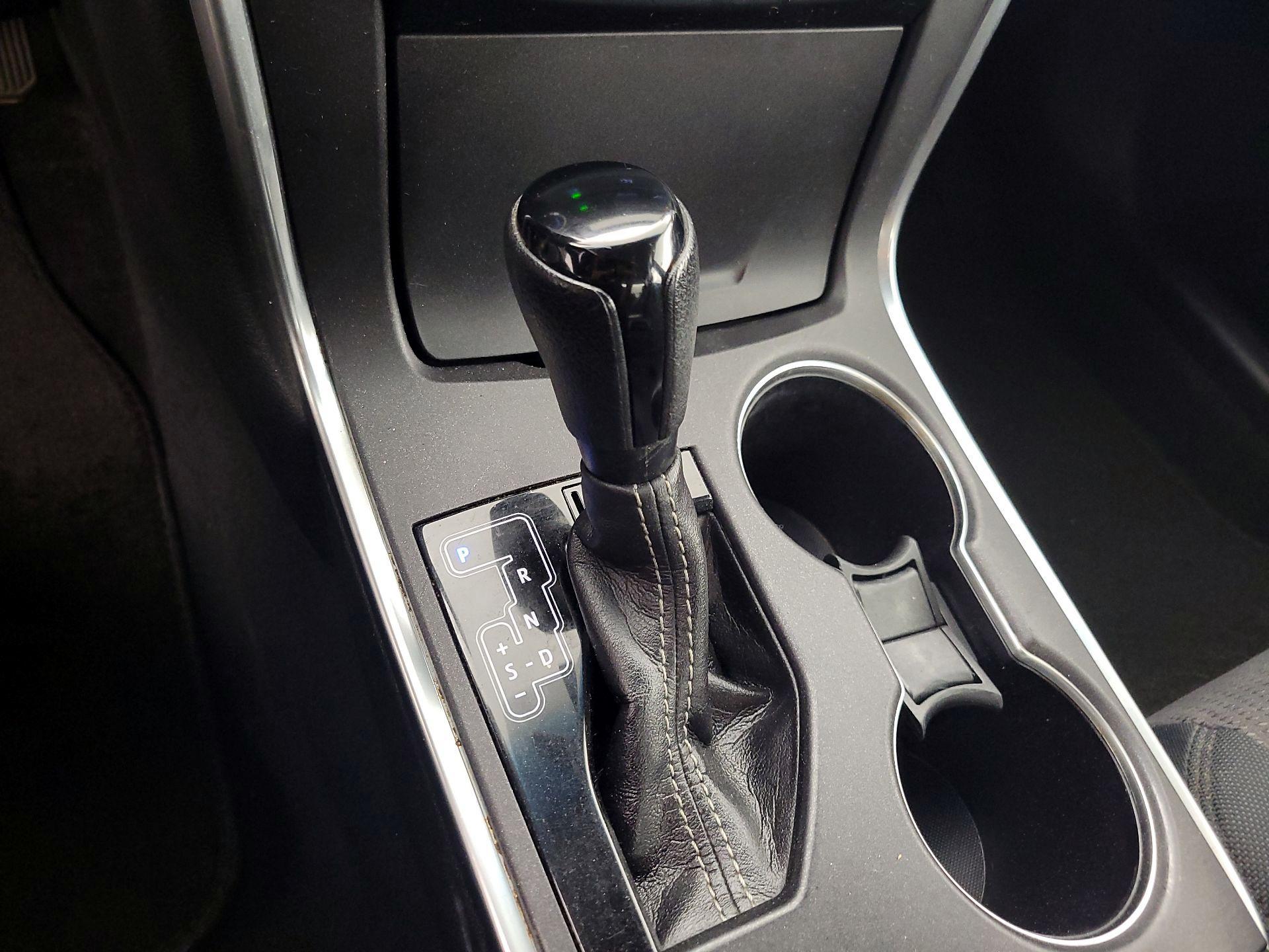 Thumbnail: 2017 Toyota Camry - 17