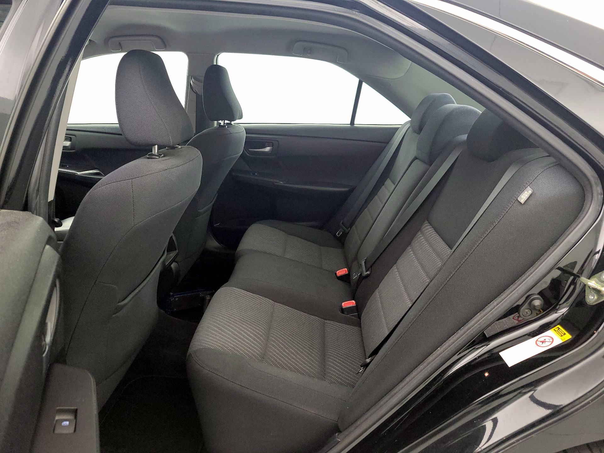 Thumbnail: 2017 Toyota Camry - 19