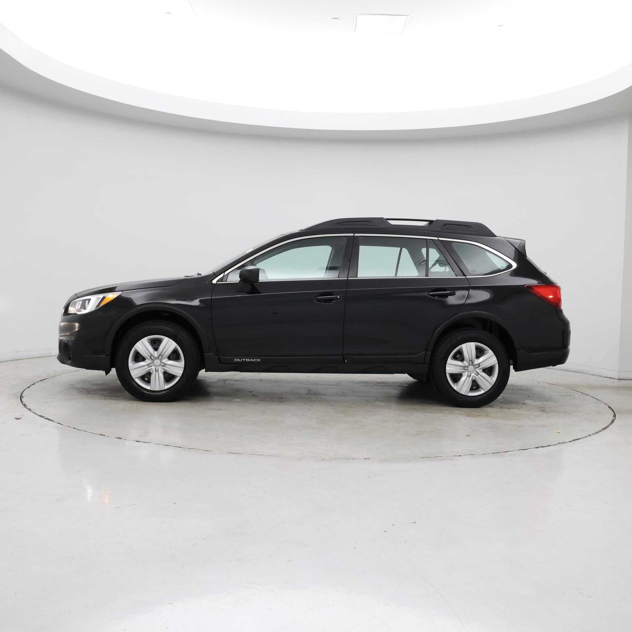 Thumbnail: 2015 Subaru Outback - 3