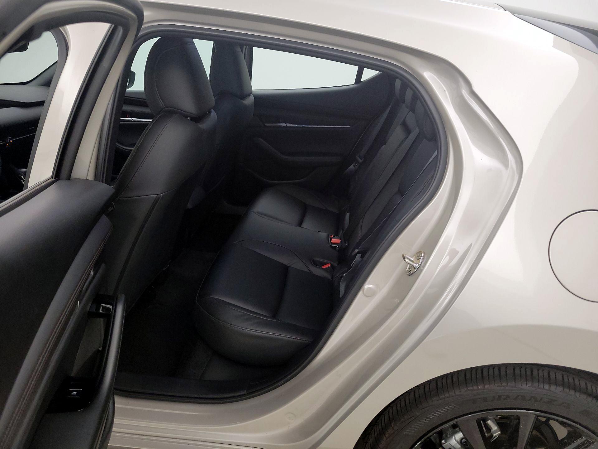 Thumbnail: 2024 Mazda Mazda3 - 18