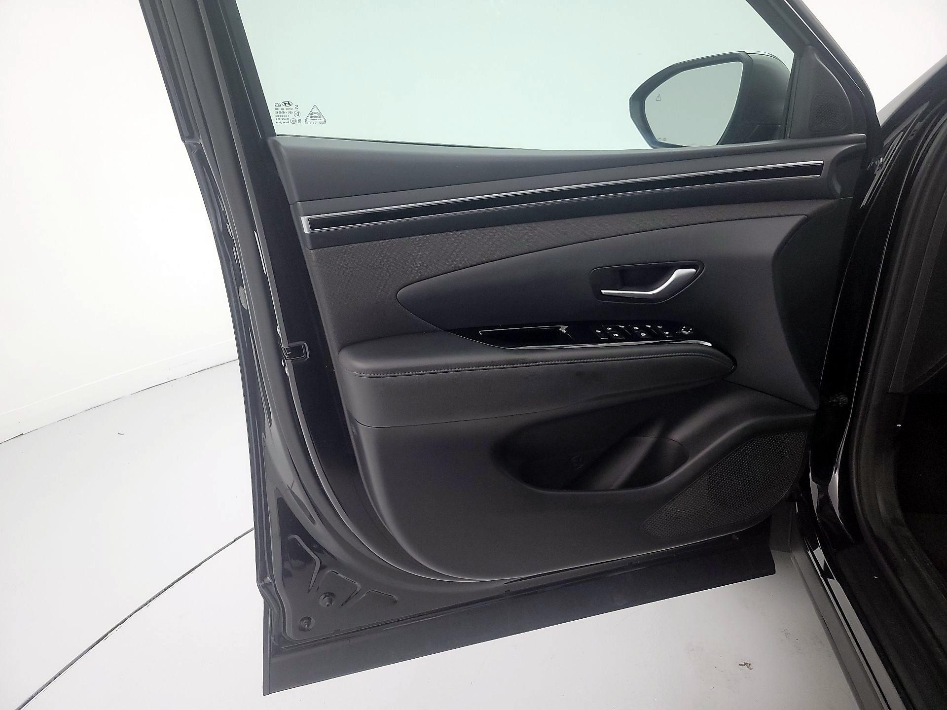 Thumbnail: 2023 Hyundai Tucson - 12