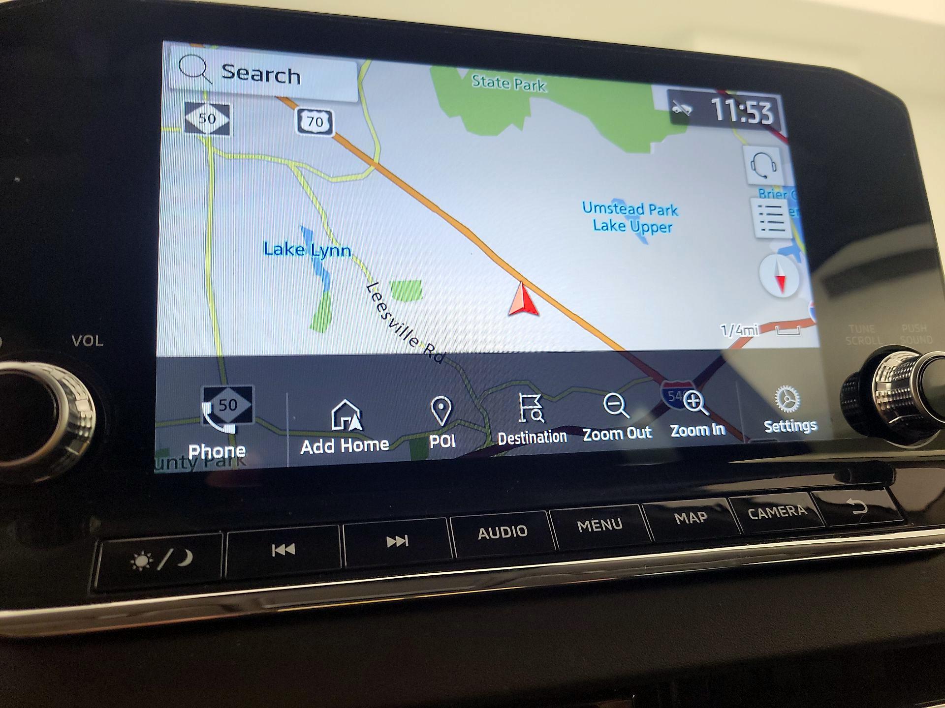 Thumbnail: 2023 Mitsubishi Outlander - 16