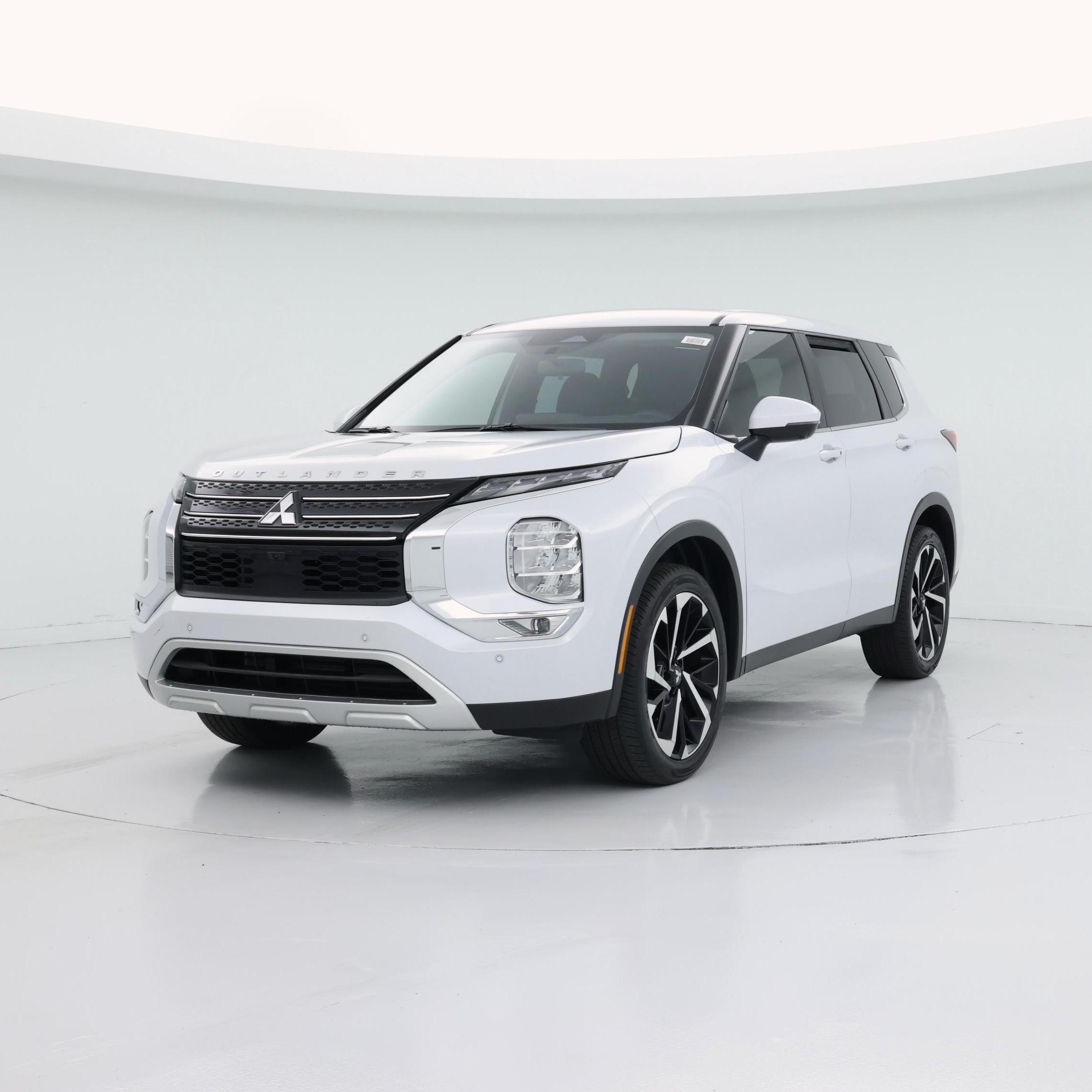 Thumbnail: 2023 Mitsubishi Outlander - 4