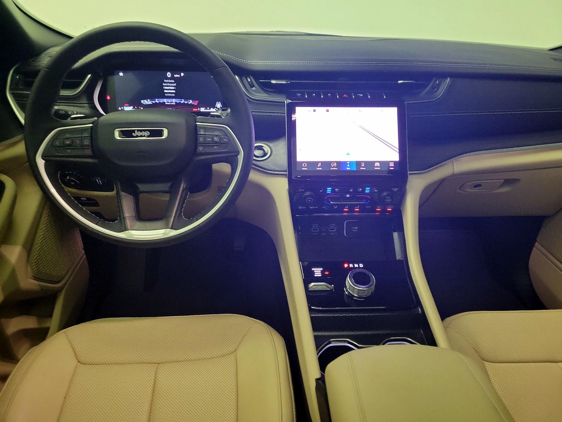 Thumbnail: 2025 Jeep Grand Cherokee - 9