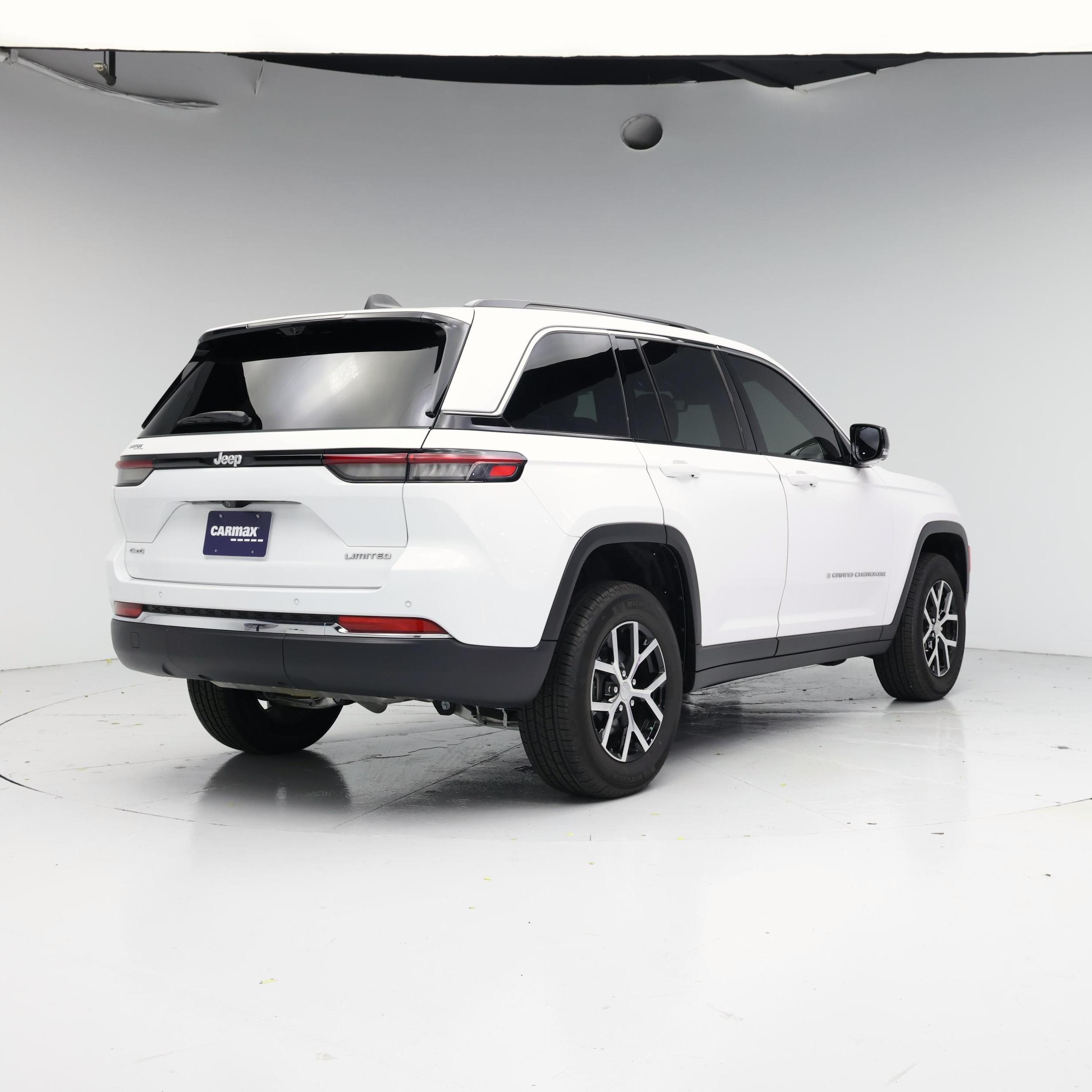 Thumbnail: 2025 Jeep Grand Cherokee - 8