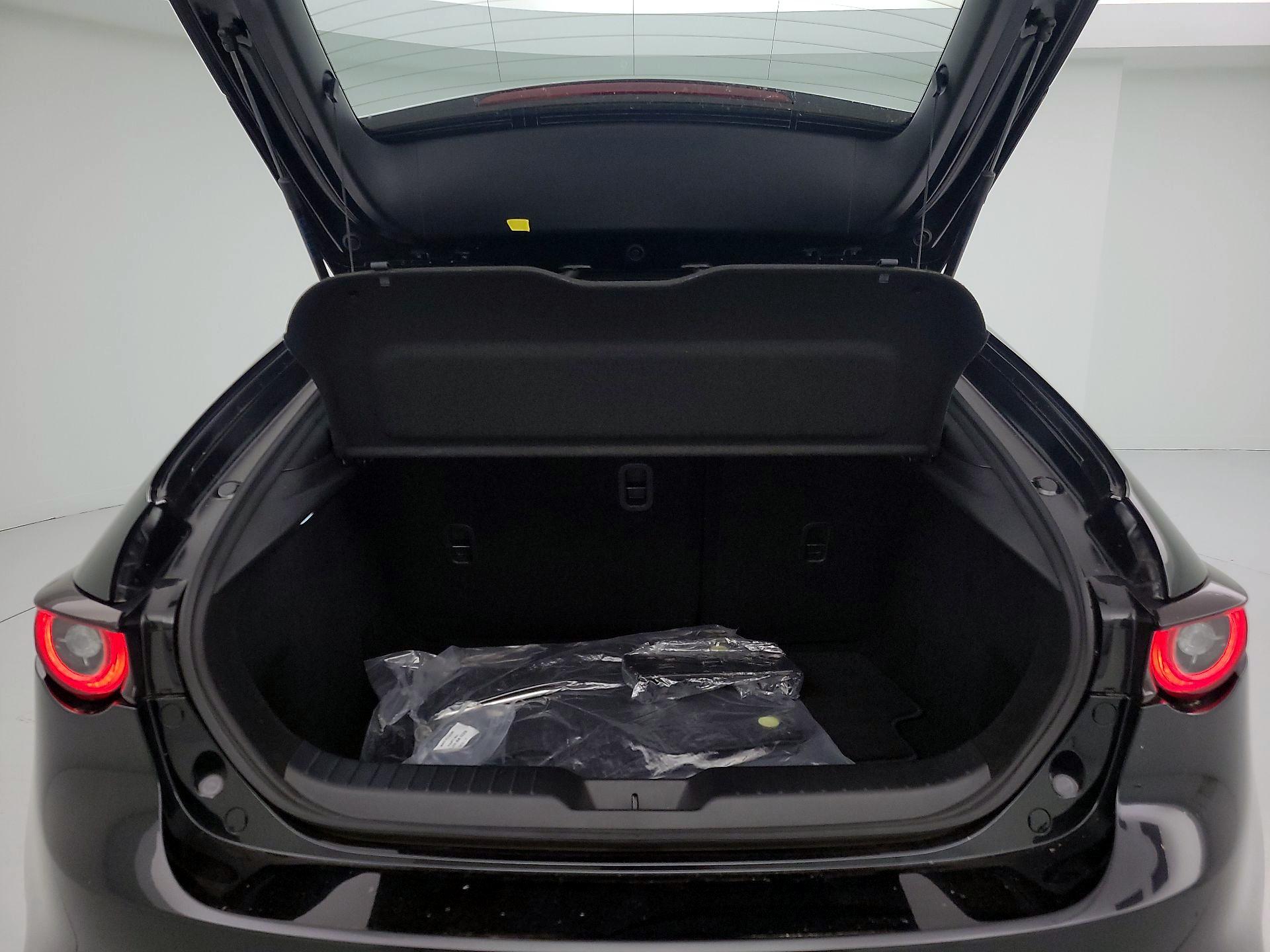 Thumbnail: 2024 Mazda Mazda3 - 20