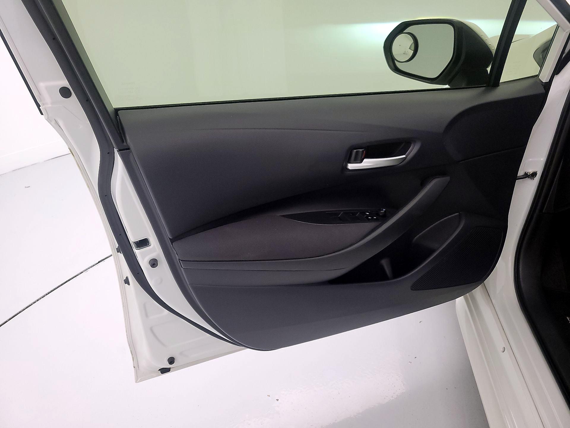 Thumbnail: 2021 Toyota Corolla - 12