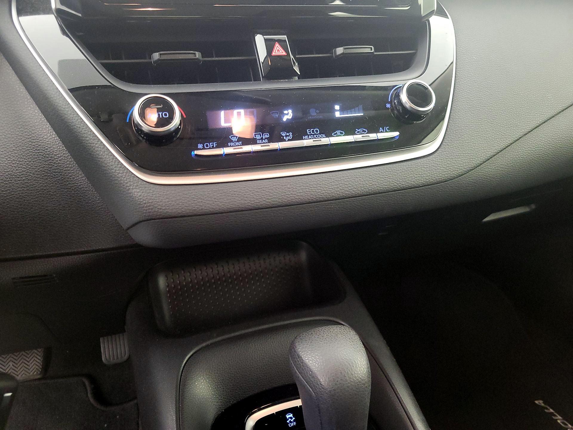 Thumbnail: 2021 Toyota Corolla - 16