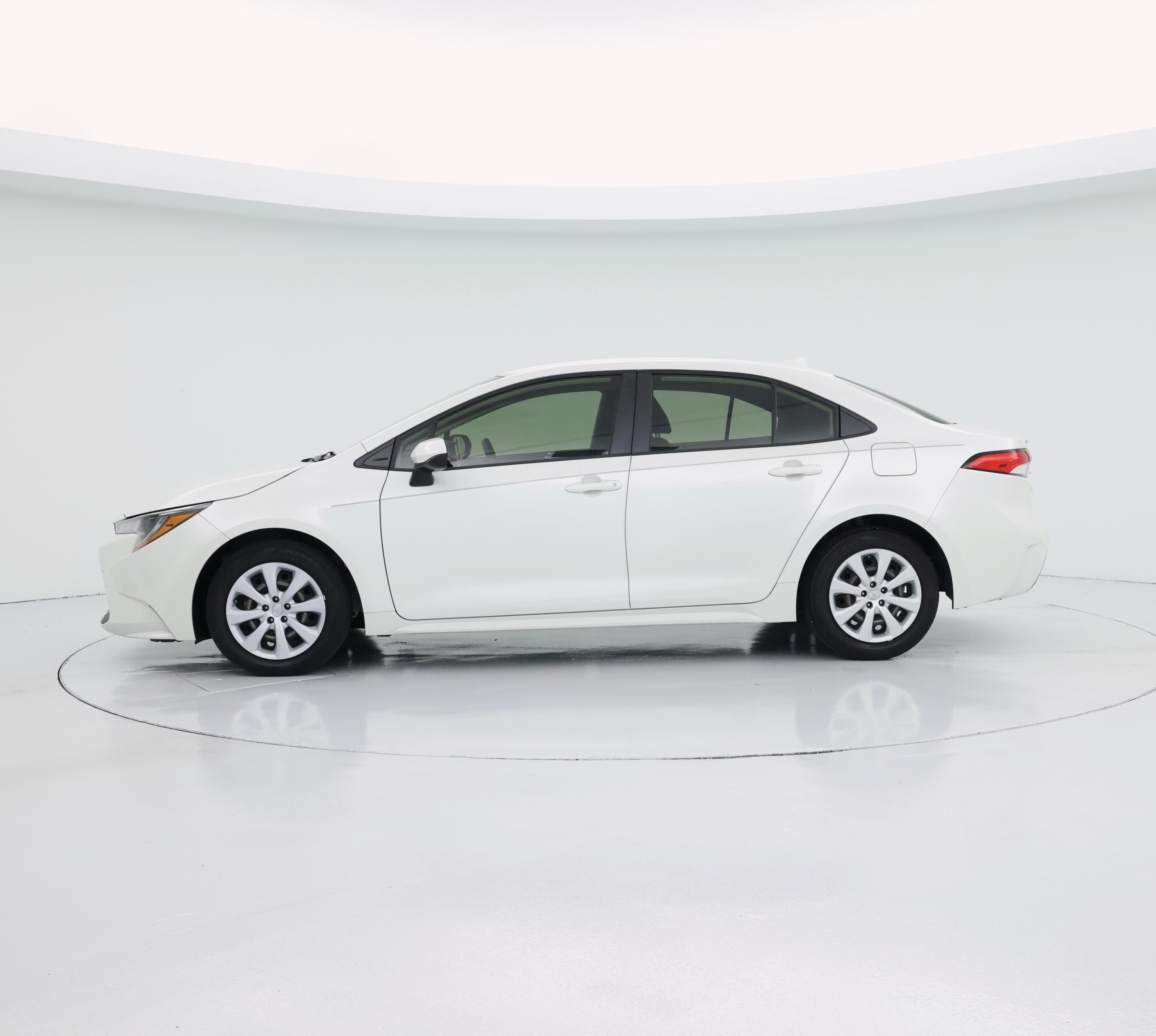 Thumbnail: 2021 Toyota Corolla - 3