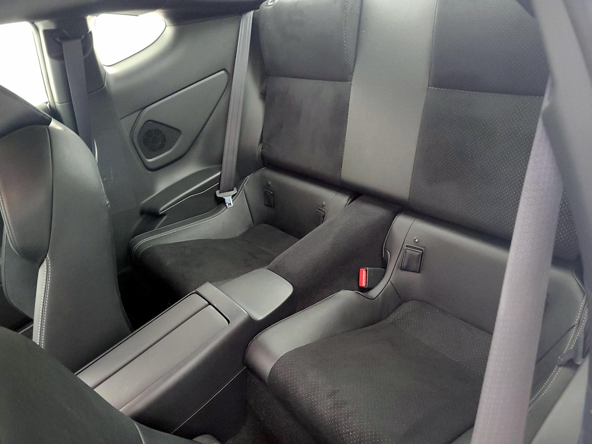 Thumbnail: 2024 Toyota GR86 - 18