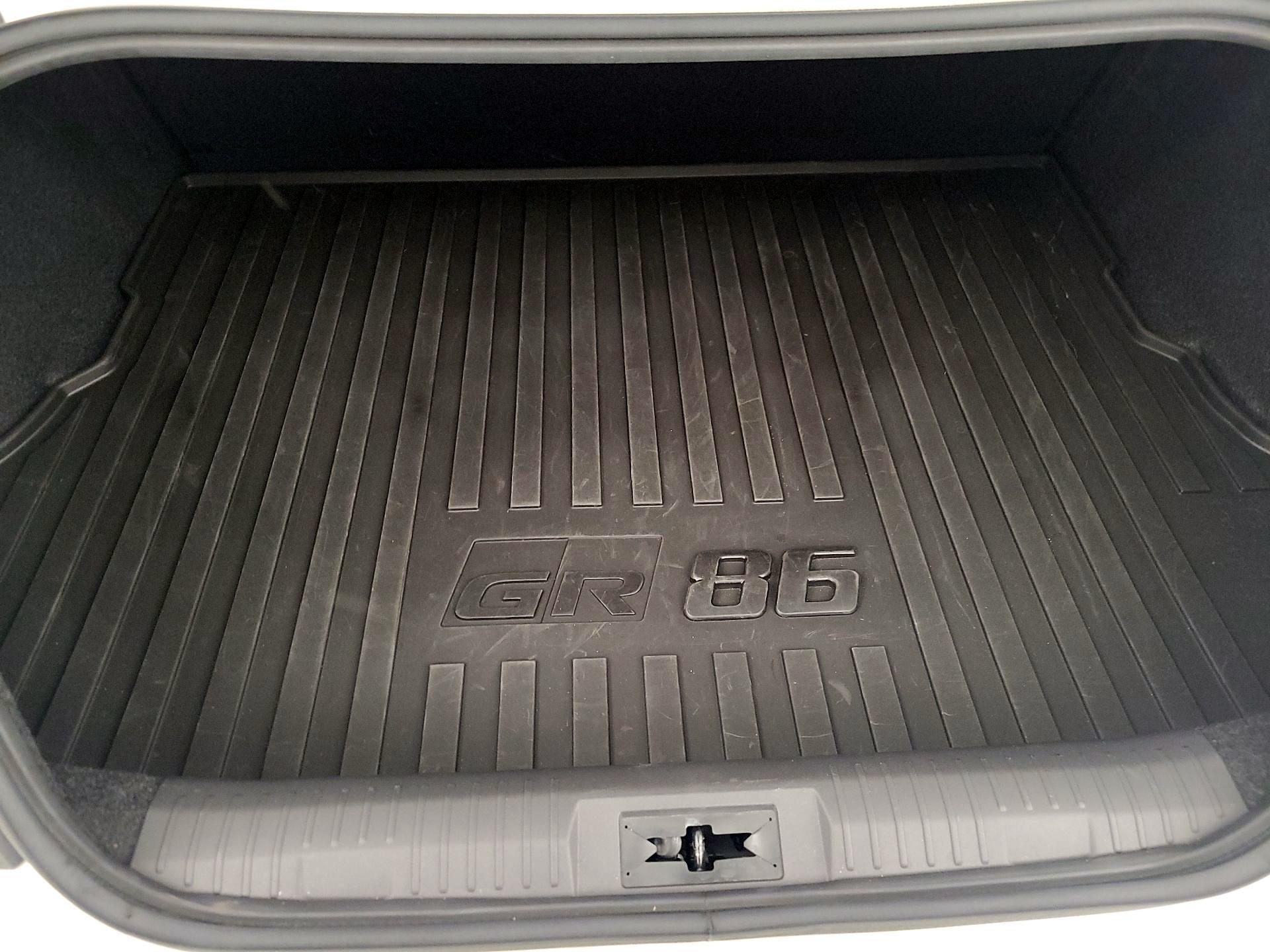 Thumbnail: 2024 Toyota GR86 - 19