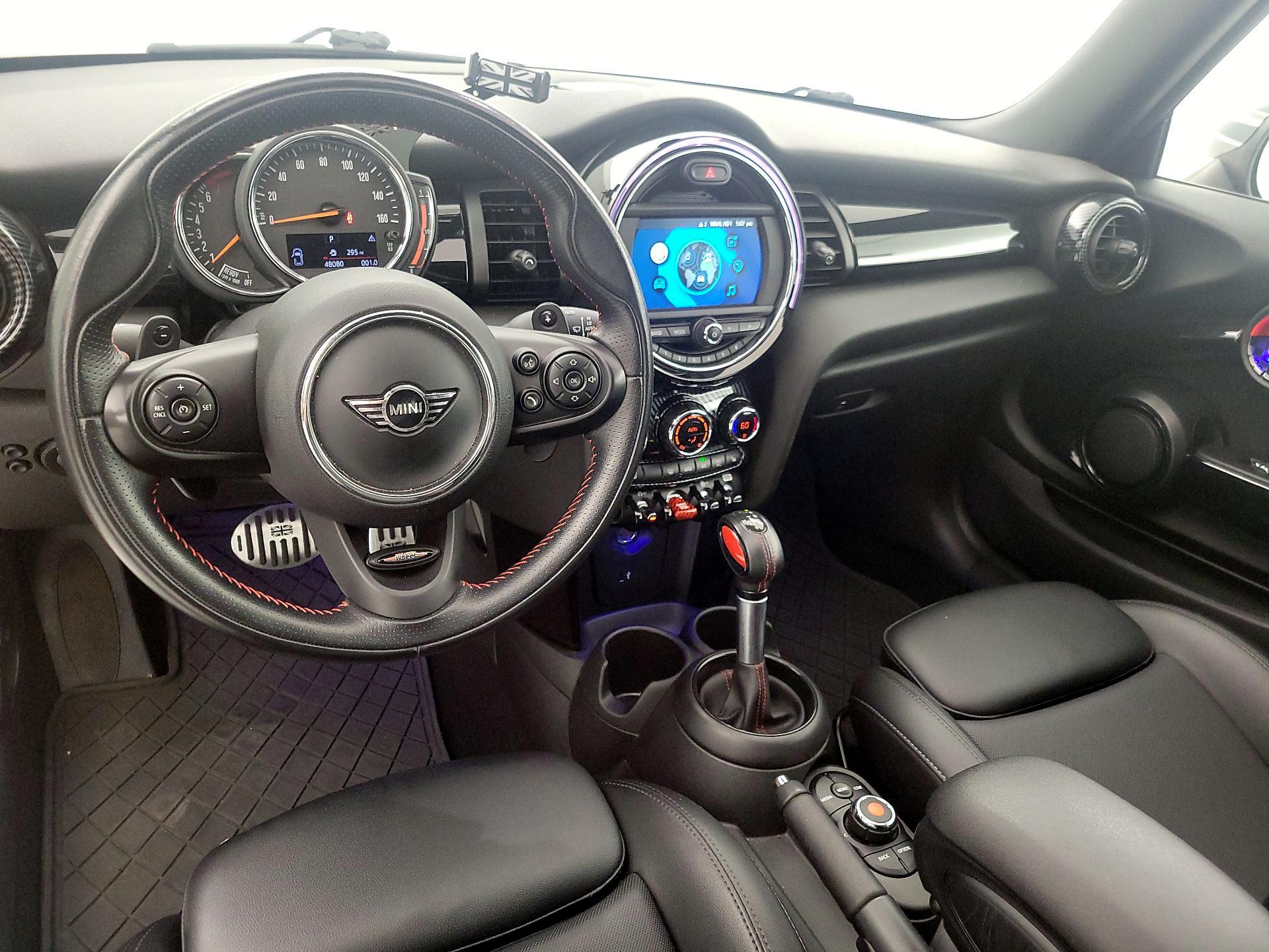 Thumbnail: 2019 MINI Cooper - 9