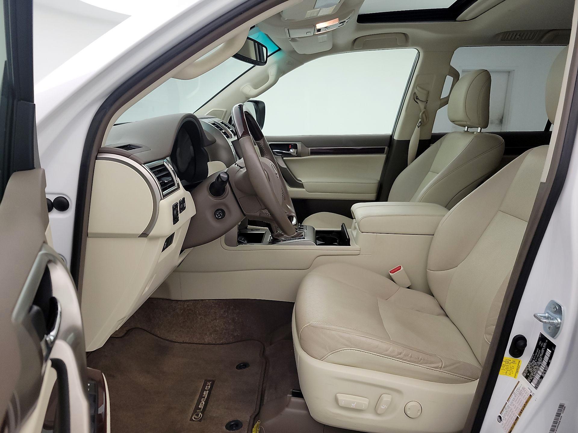 Thumbnail: 2019 Lexus GX - 11