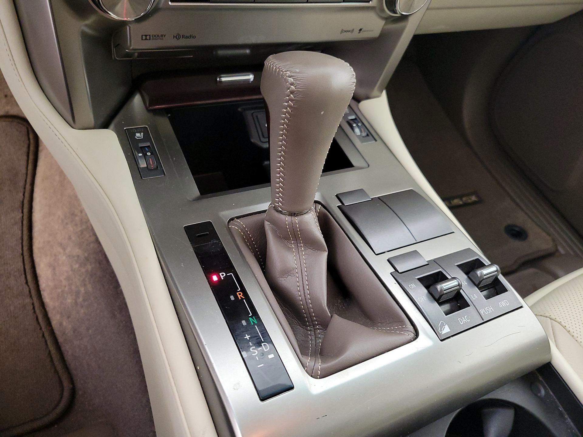 Thumbnail: 2019 Lexus GX - 18