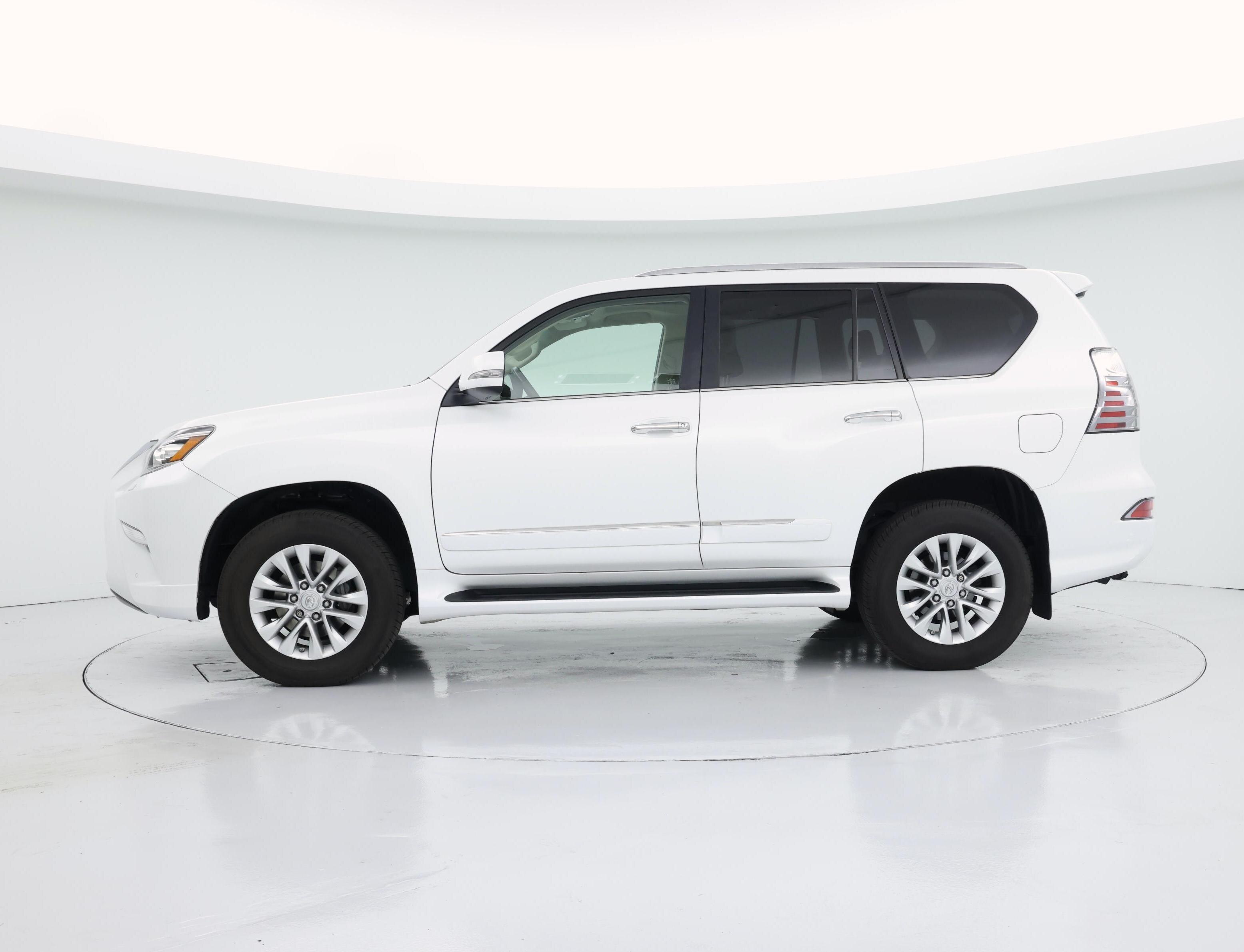 Thumbnail: 2019 Lexus GX - 3