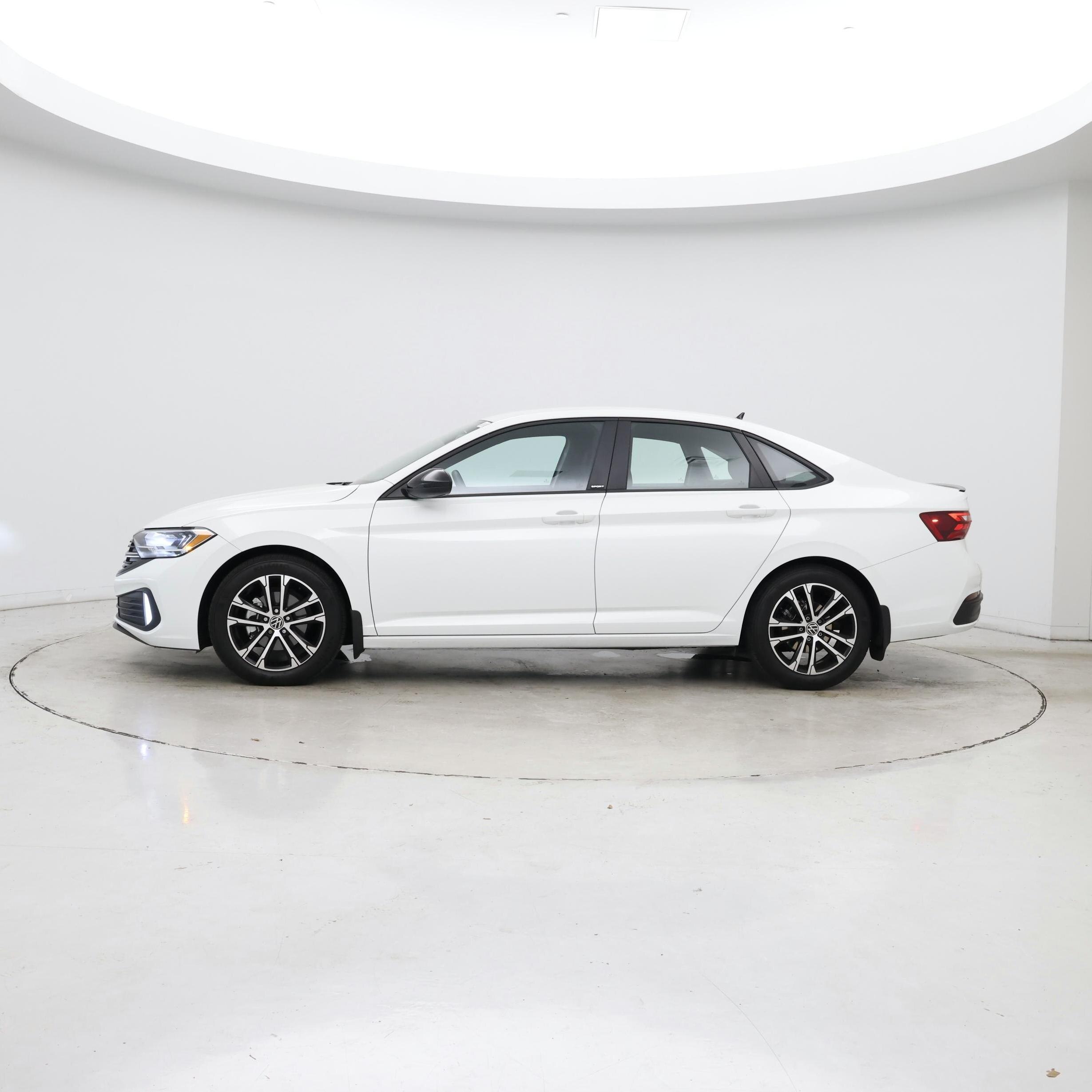 Thumbnail: 2023 Volkswagen Jetta - 3