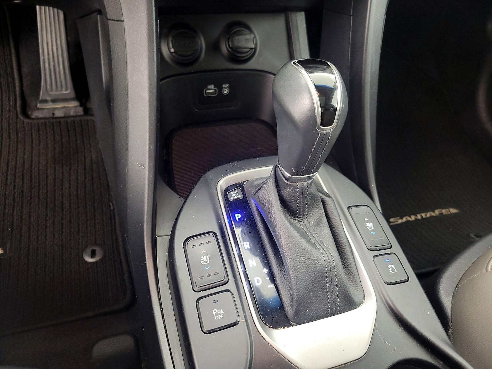 2017 Hyundai Santa Fe Sport 2.0T - Photo 19
