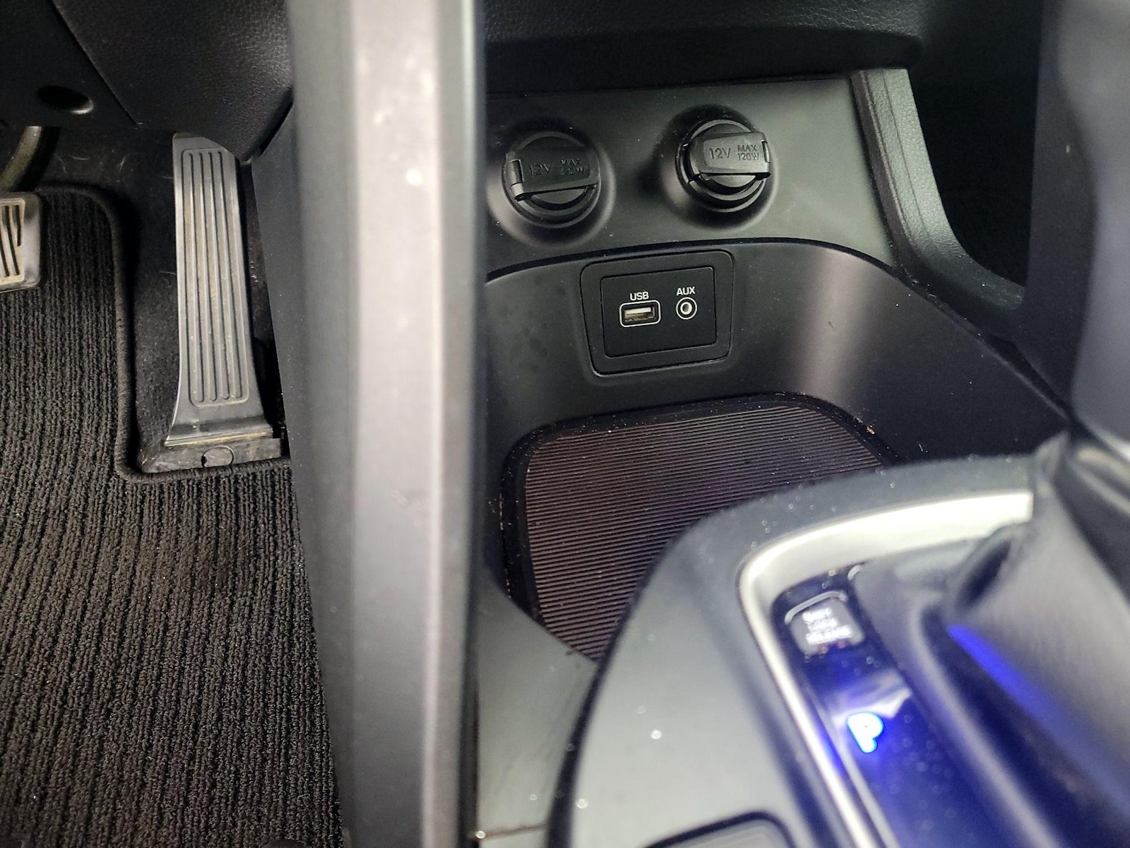 2017 Hyundai Santa Fe Sport 2.0T - Photo 20