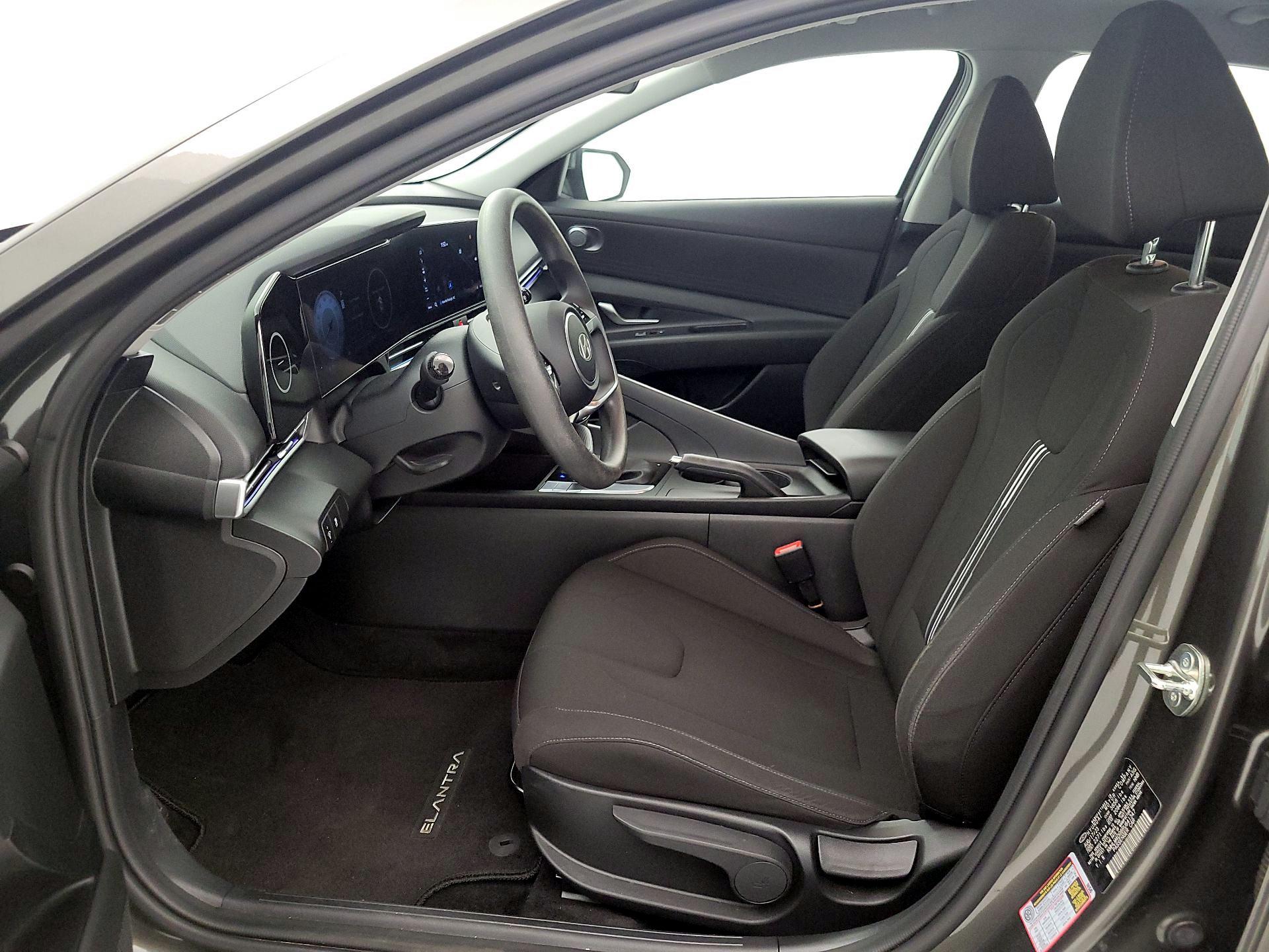 Thumbnail: 2024 Hyundai Elantra - 11