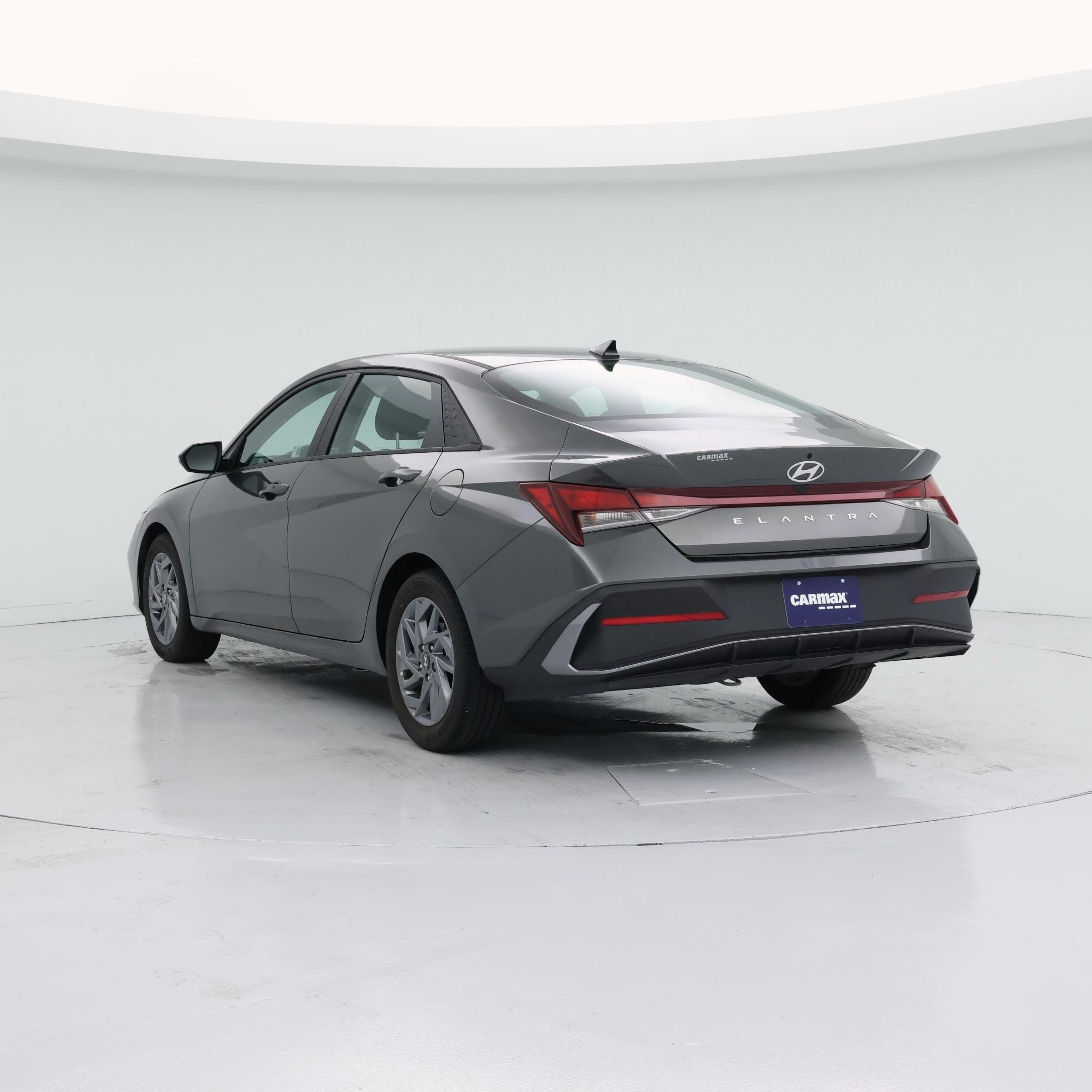 Thumbnail: 2024 Hyundai Elantra - 2