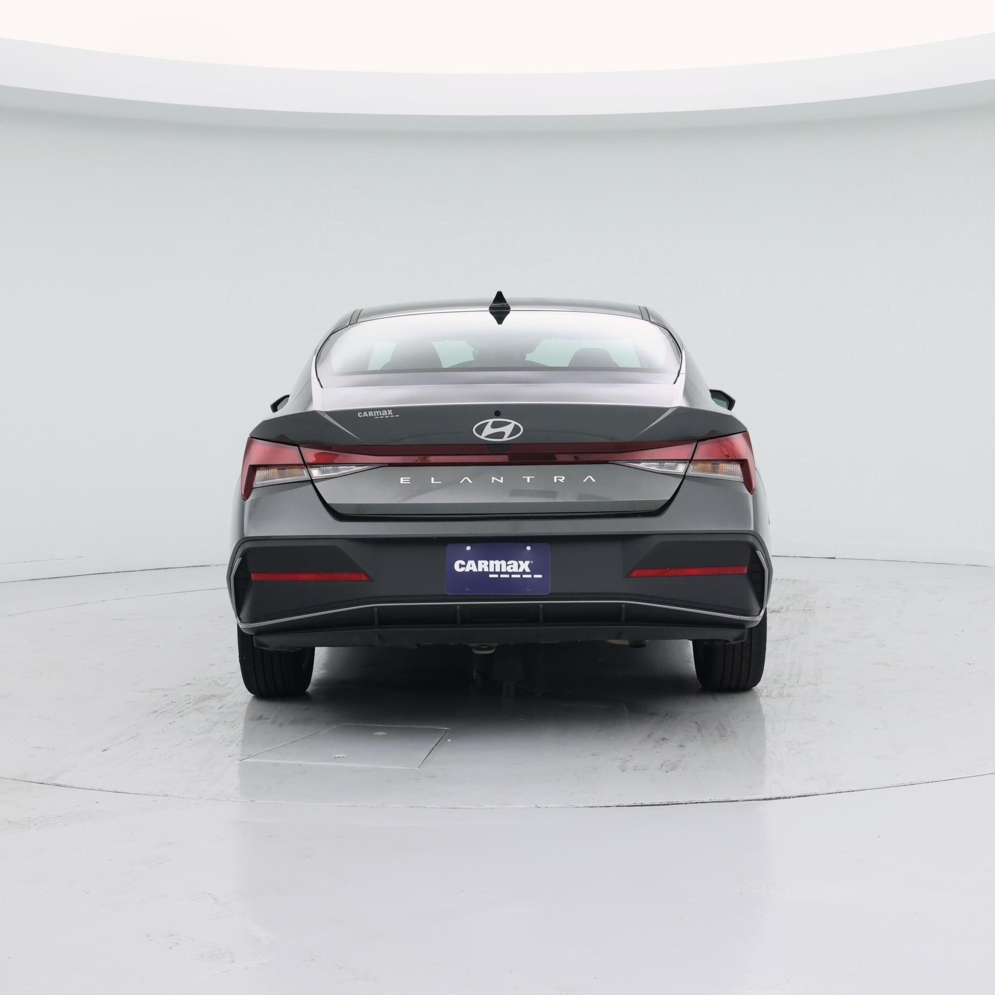 Thumbnail: 2024 Hyundai Elantra - 6