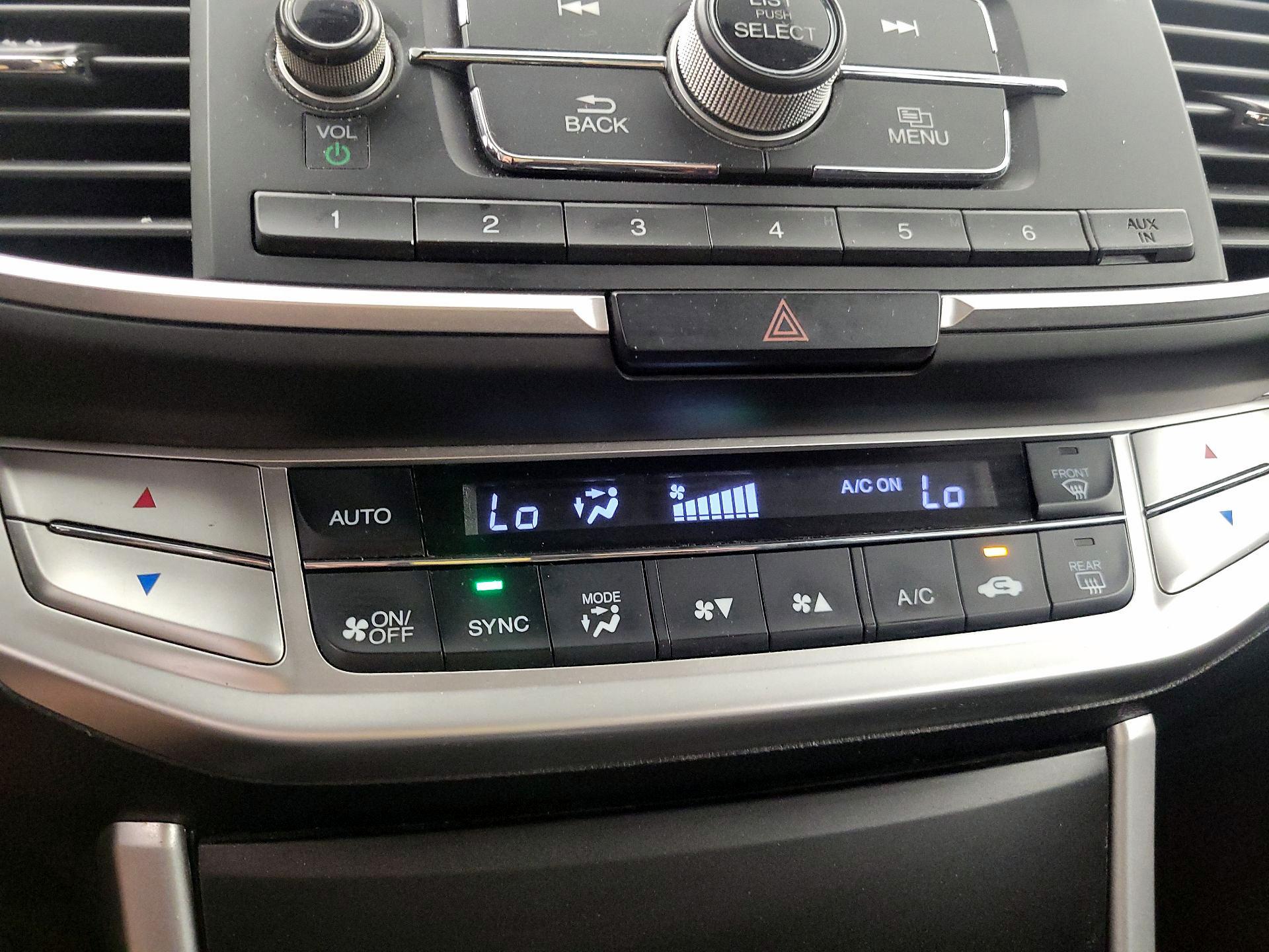 Thumbnail: 2015 Honda Accord - 16