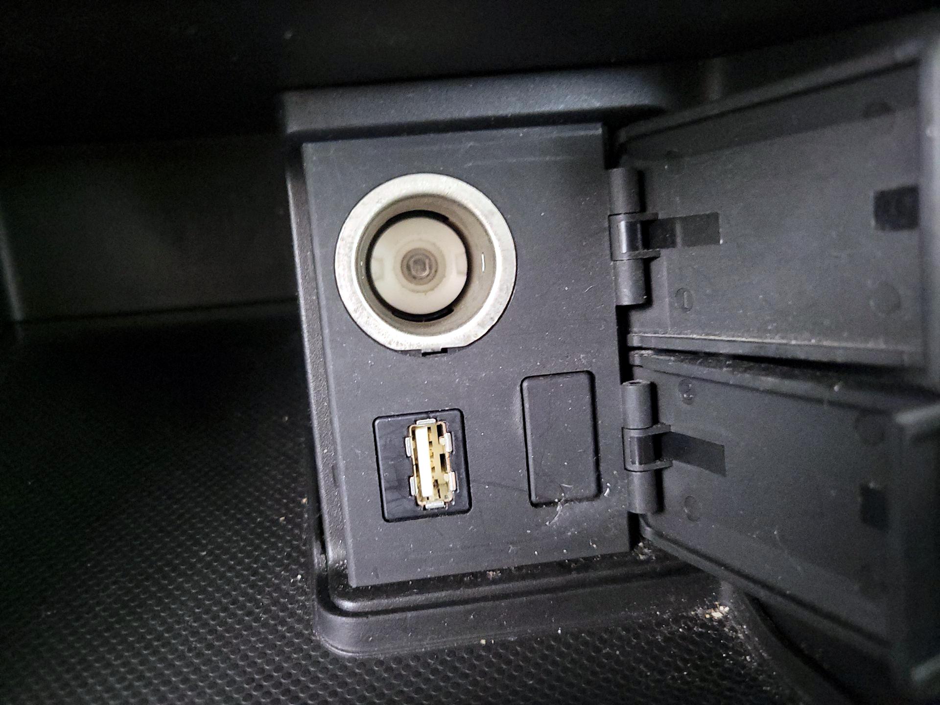 Thumbnail: 2015 Honda Accord - 18