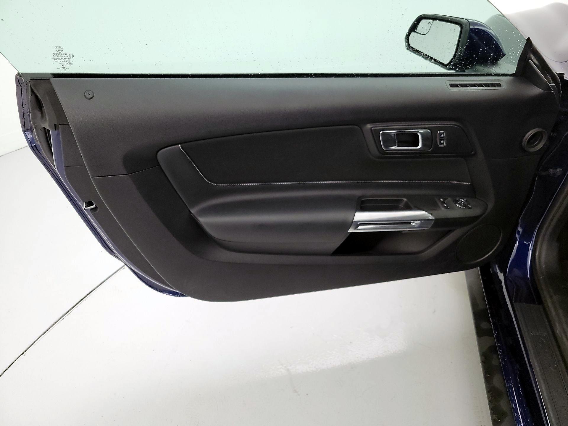 Thumbnail: 2018 Ford Mustang - 12