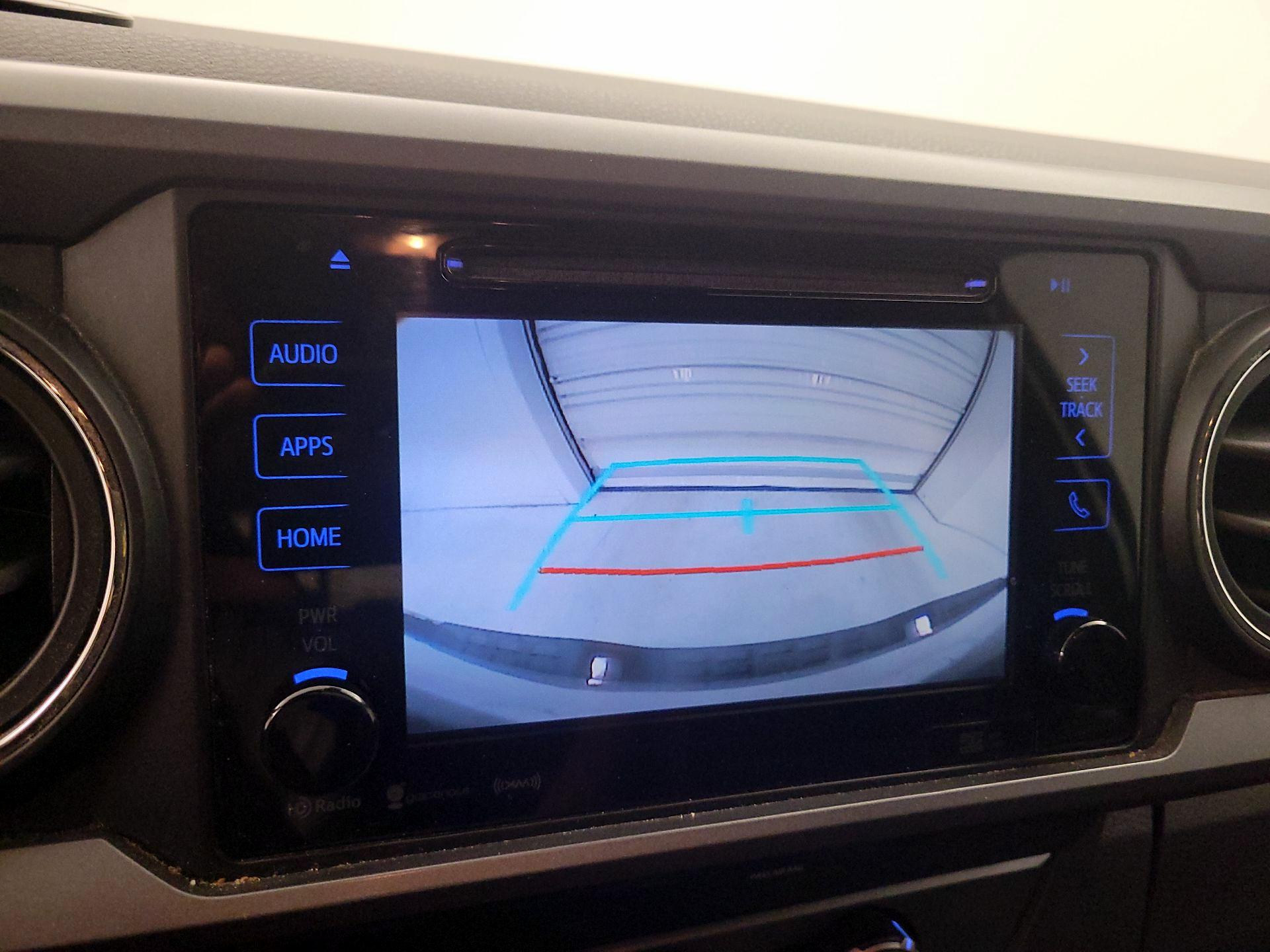 Thumbnail: 2019 Toyota Tacoma - 15