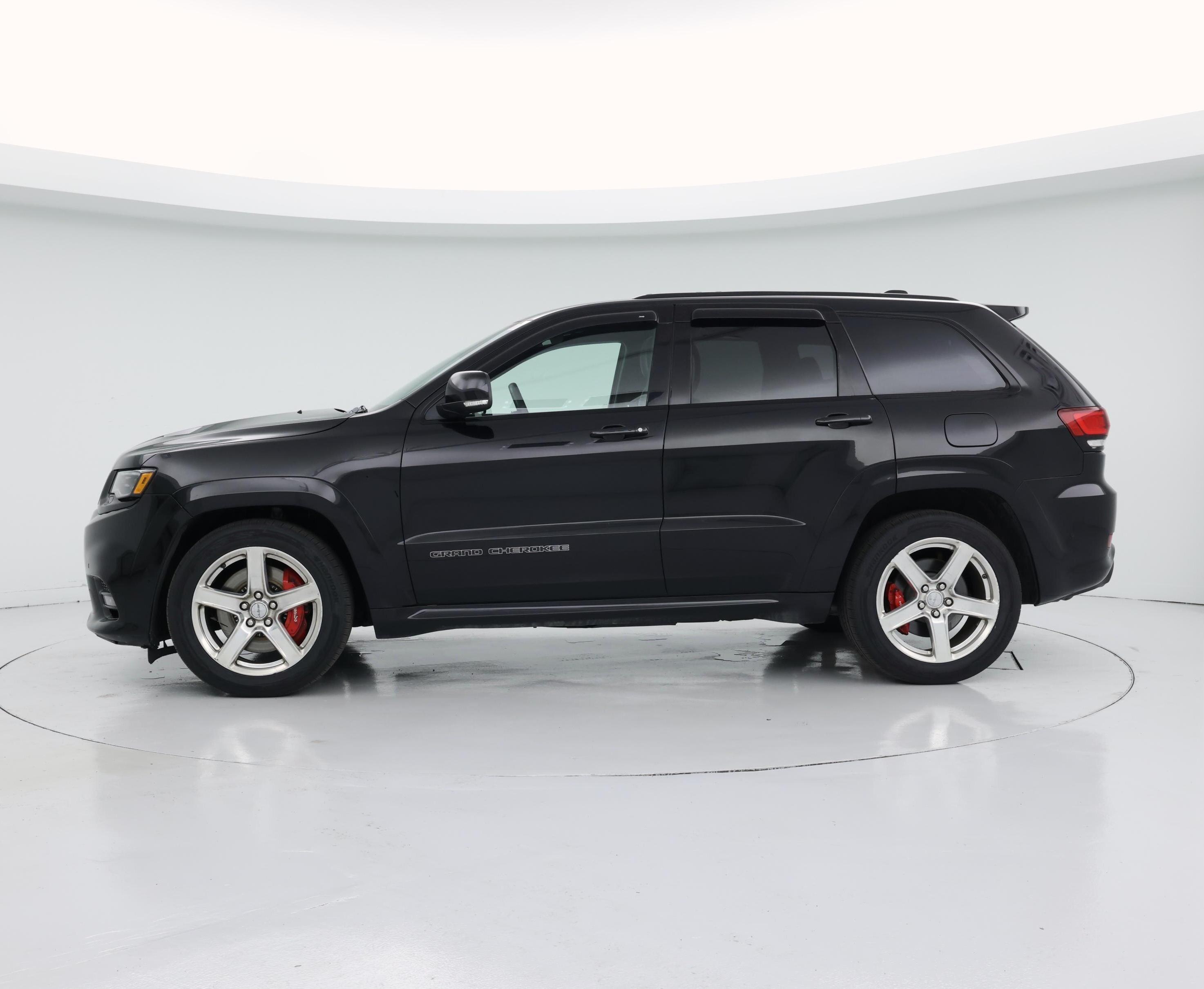 Thumbnail: 2017 Jeep Grand Cherokee - 3