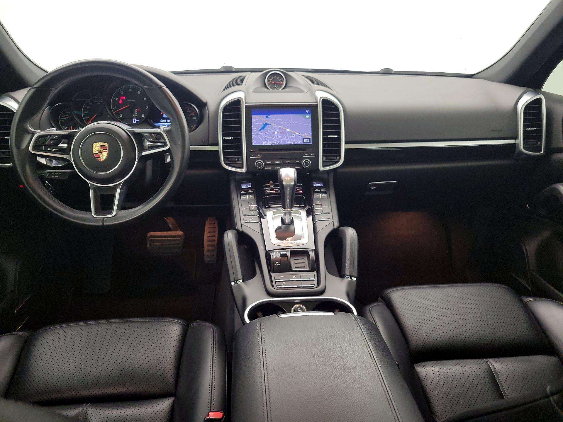 Thumbnail: 2017 Porsche Cayenne - 9