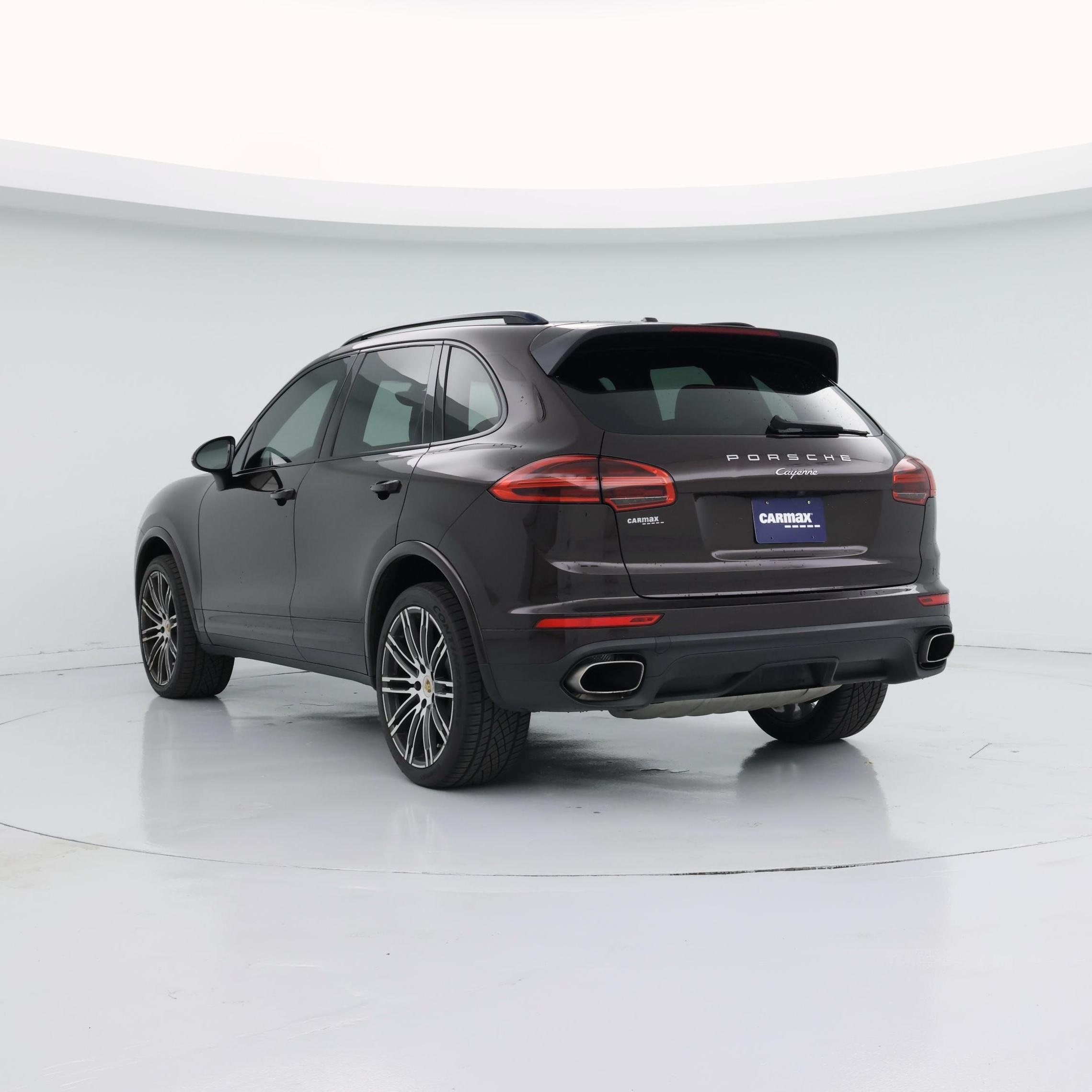 Thumbnail: 2017 Porsche Cayenne - 2