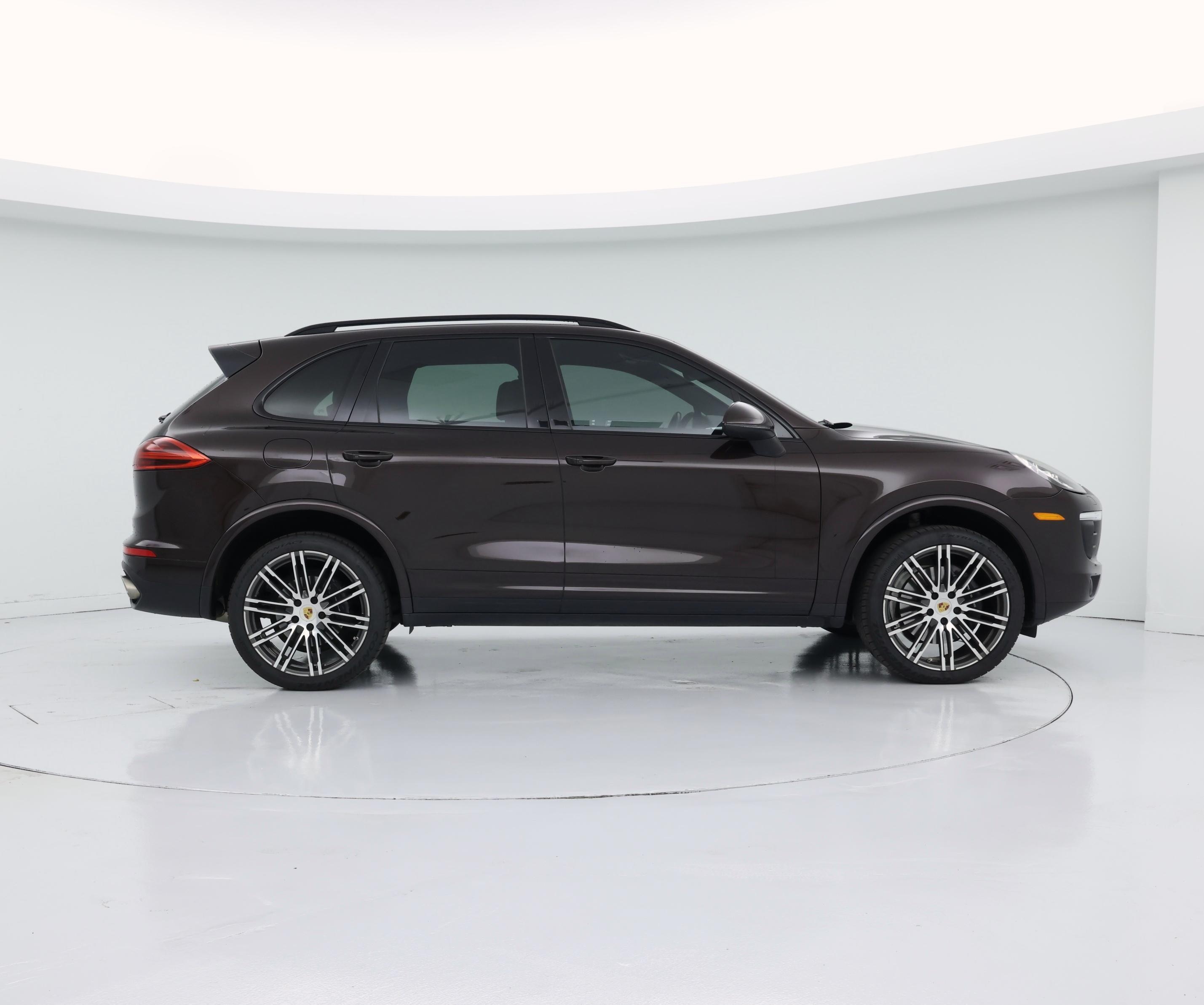 Thumbnail: 2017 Porsche Cayenne - 7