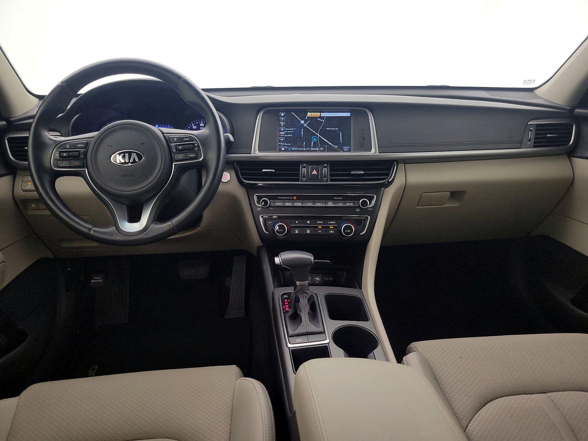 Thumbnail: 2016 Kia Optima - 9