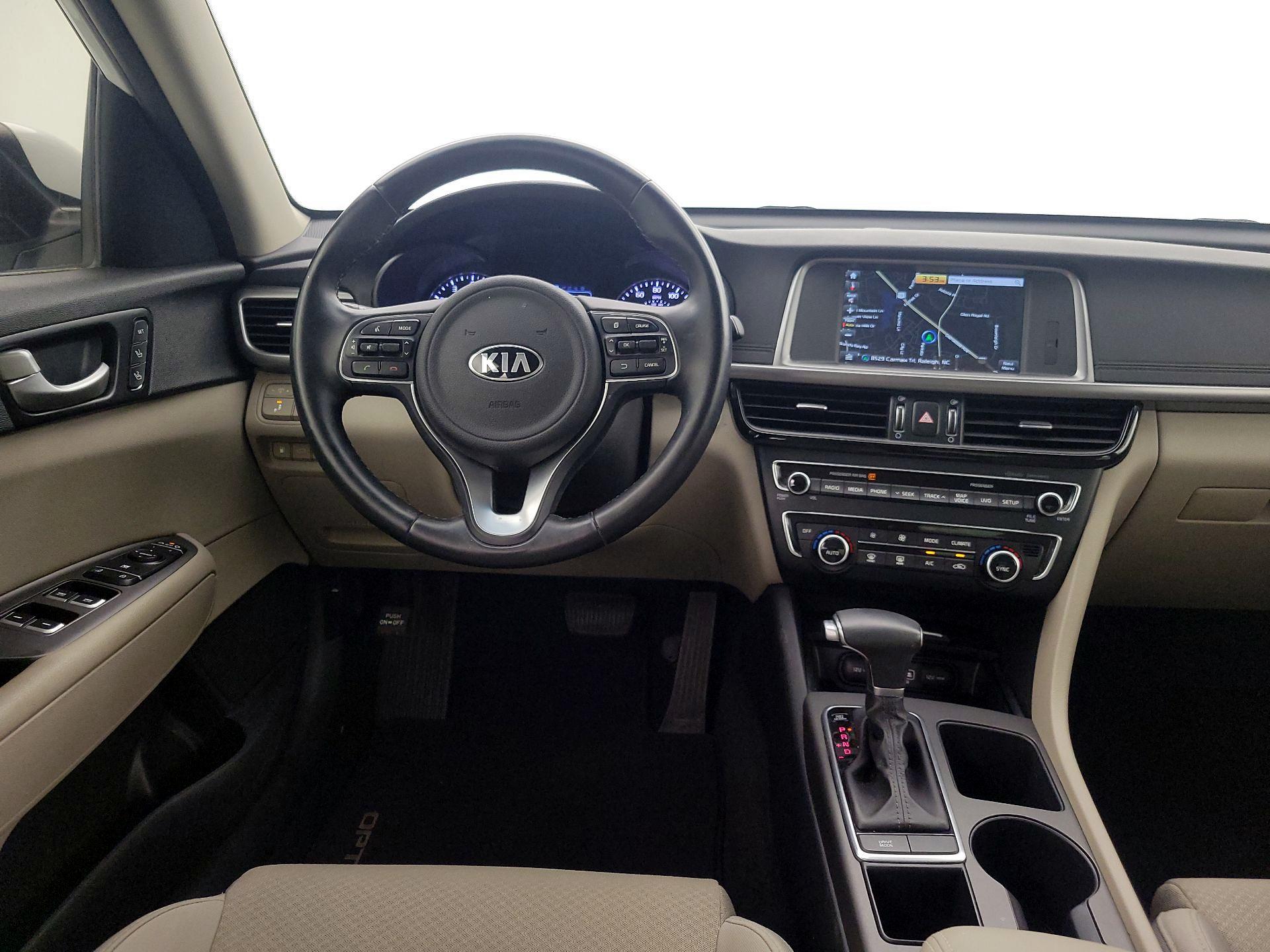 Thumbnail: 2016 Kia Optima - 10