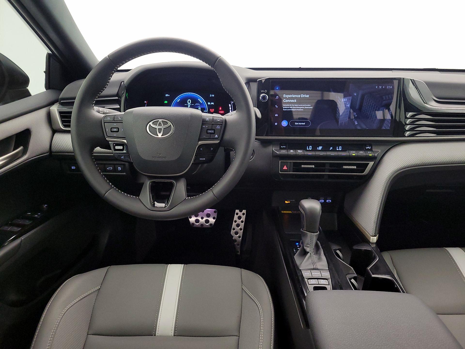 Thumbnail: 2025 Toyota Camry - 10