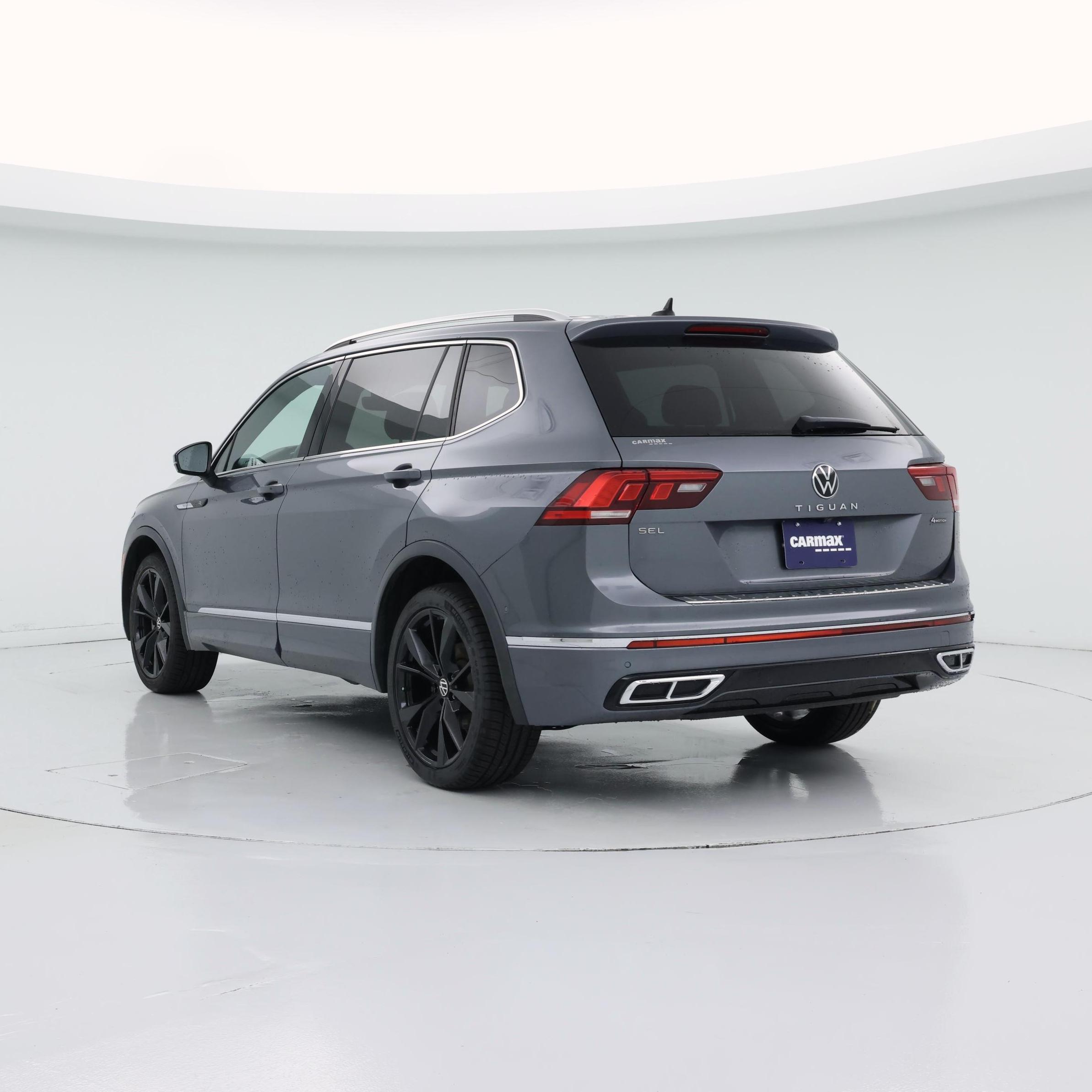 Thumbnail: 2022 Volkswagen Tiguan - 2
