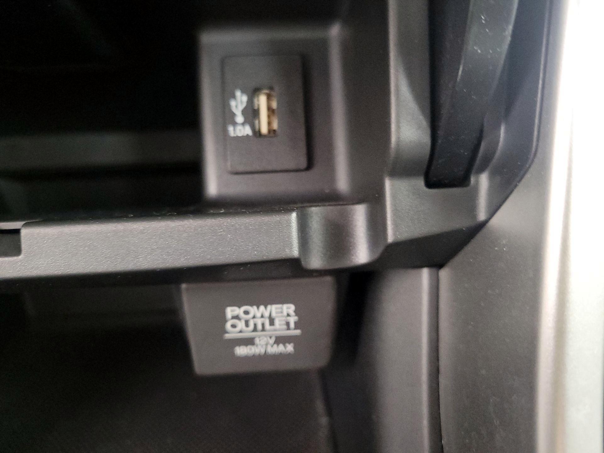 Thumbnail: 2016 Honda Accord - 18