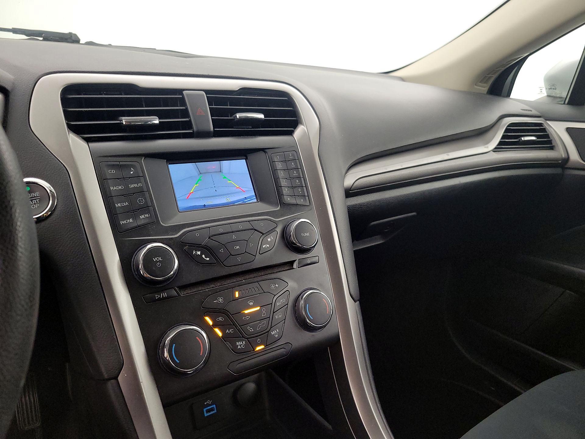 Thumbnail: 2018 Ford Fusion - 14