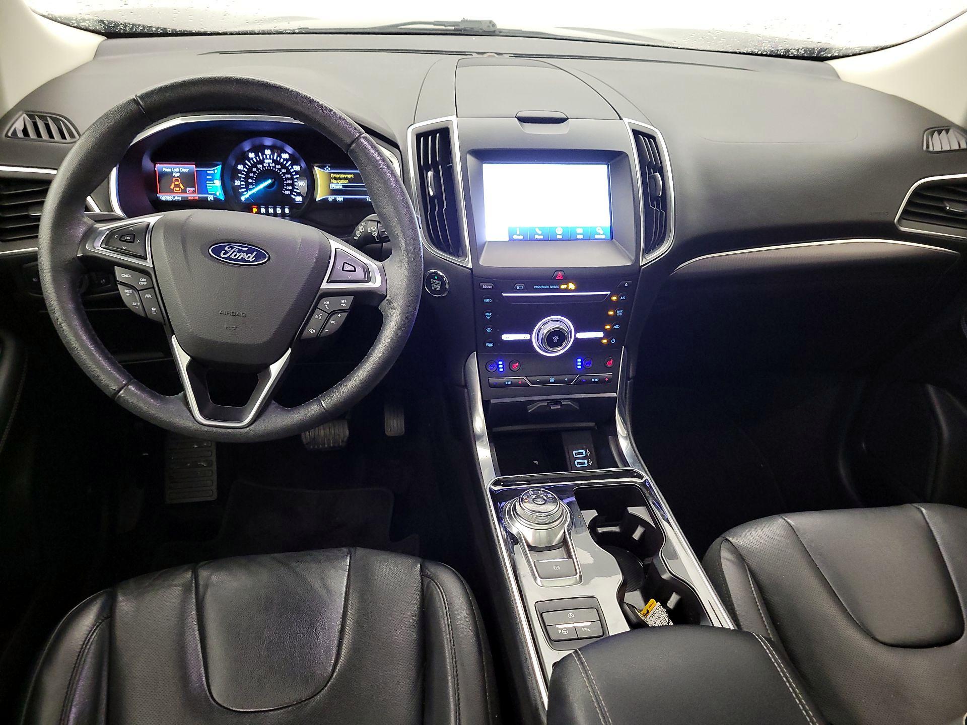 Thumbnail: 2019 Ford Edge - 9