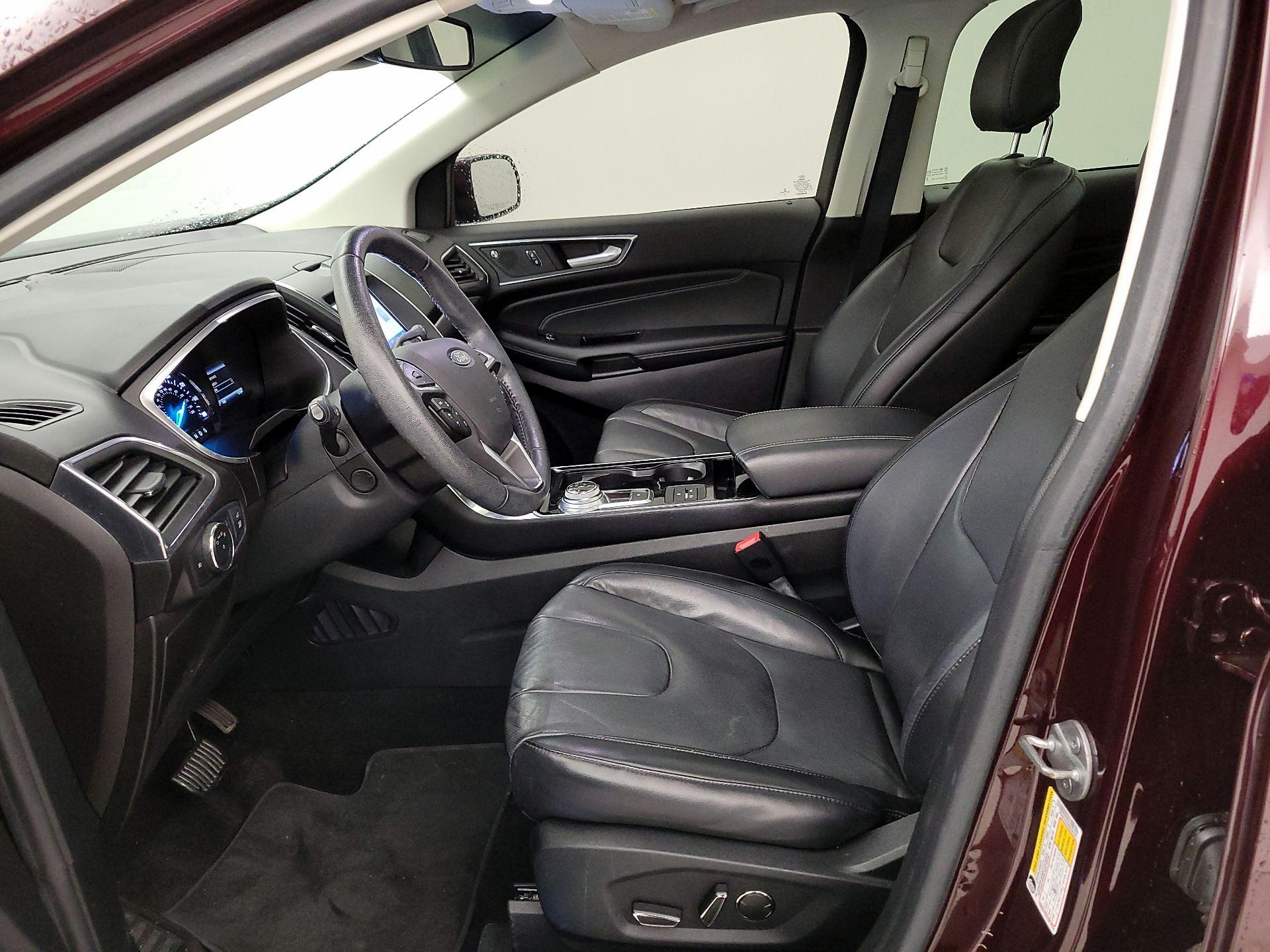 Thumbnail: 2019 Ford Edge - 11