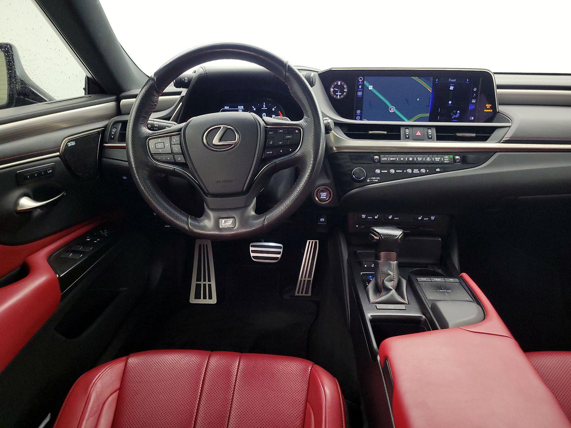 Thumbnail: 2019 Lexus ES - 10