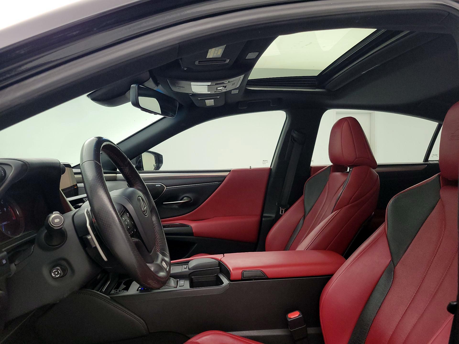 Thumbnail: 2019 Lexus ES - 20