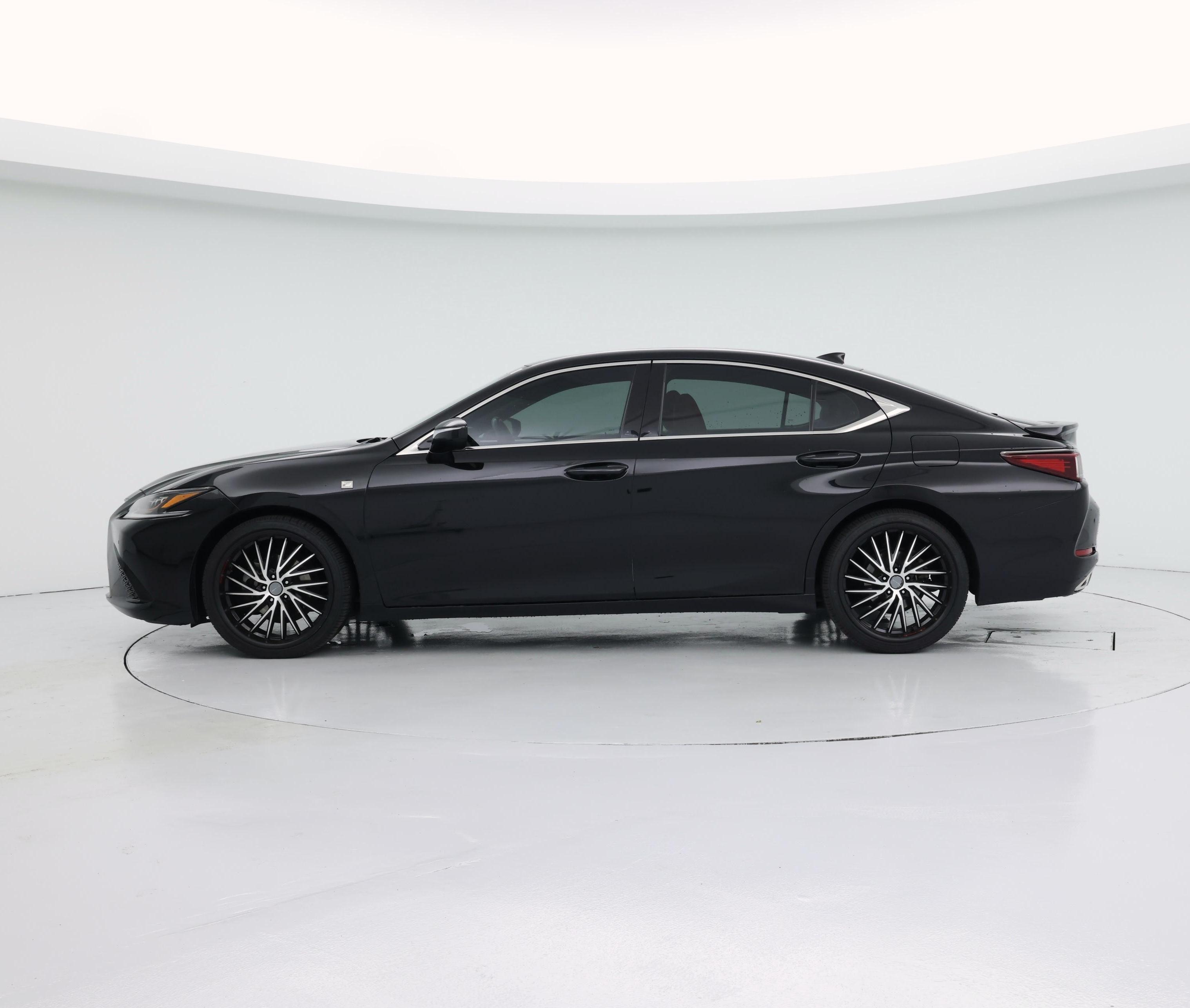 Thumbnail: 2019 Lexus ES - 3