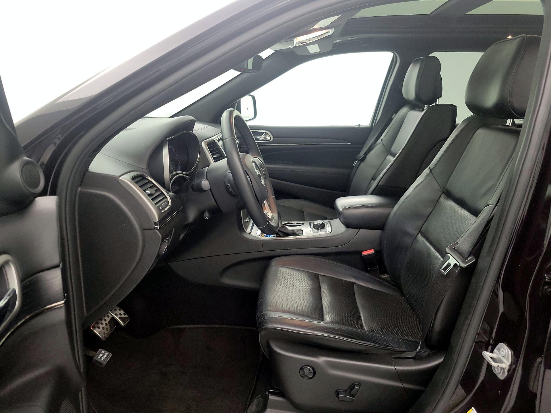 Thumbnail: 2018 Jeep Grand Cherokee - 11