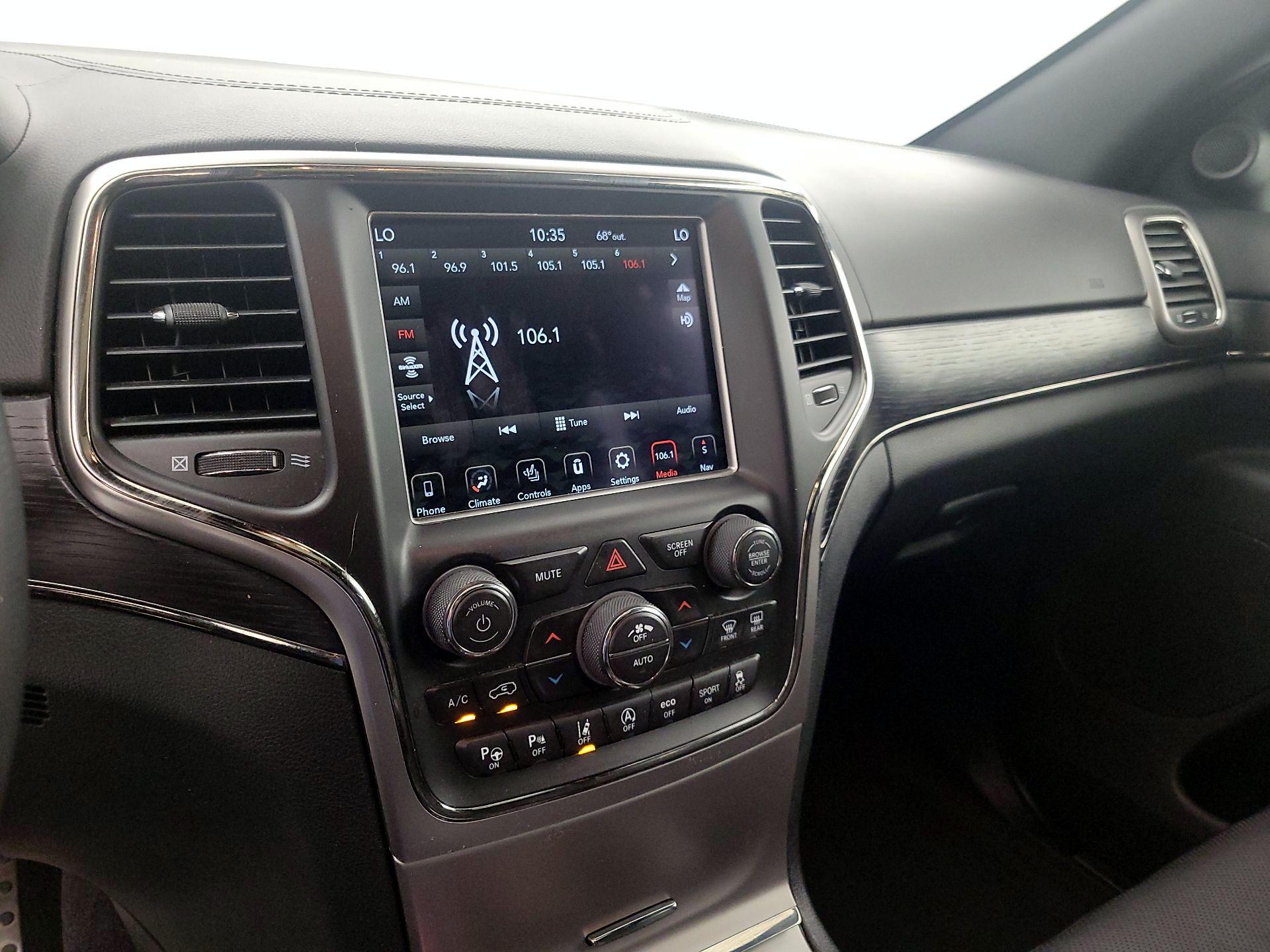 Thumbnail: 2018 Jeep Grand Cherokee - 16