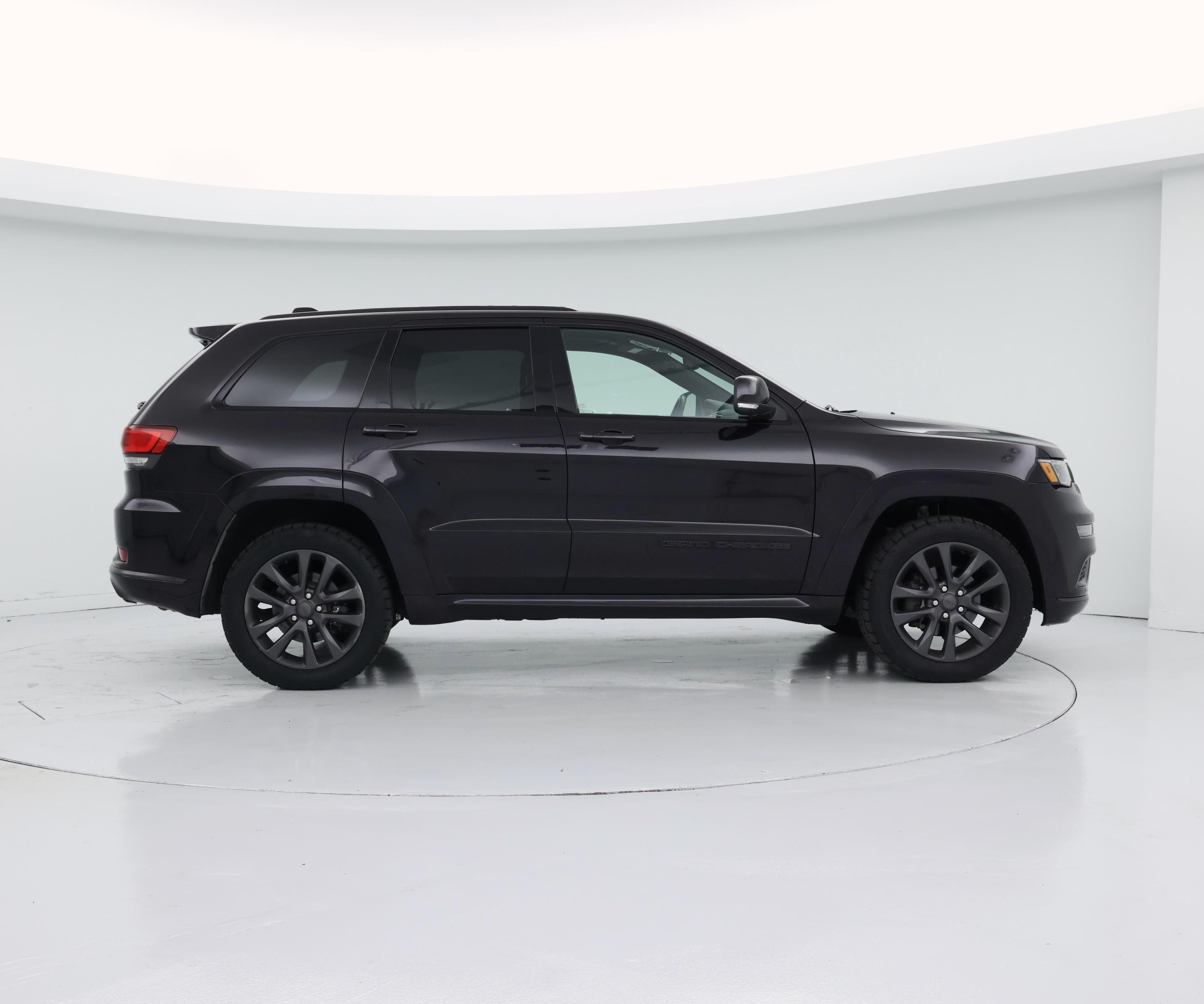 Thumbnail: 2018 Jeep Grand Cherokee - 7