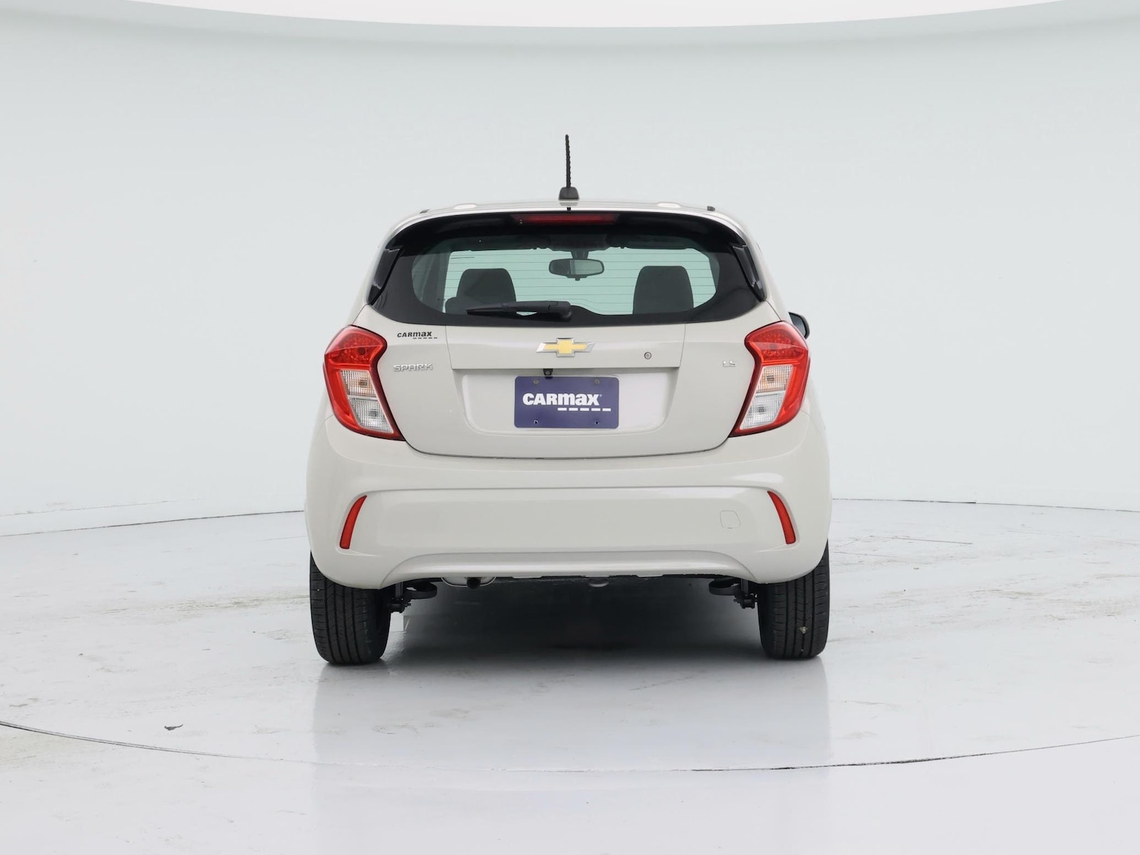 2016 Chevrolet Spark LS - Photo 7