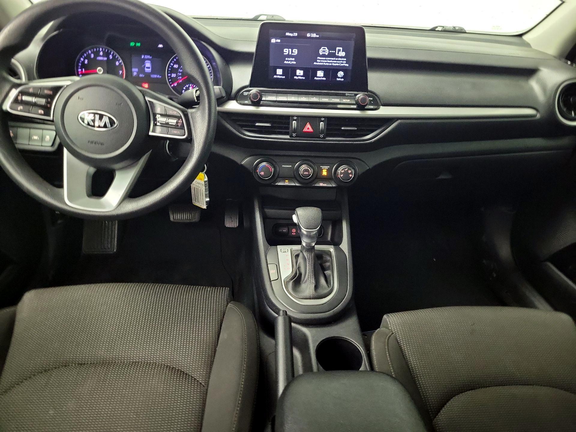 Thumbnail: 2020 Kia Forte - 9