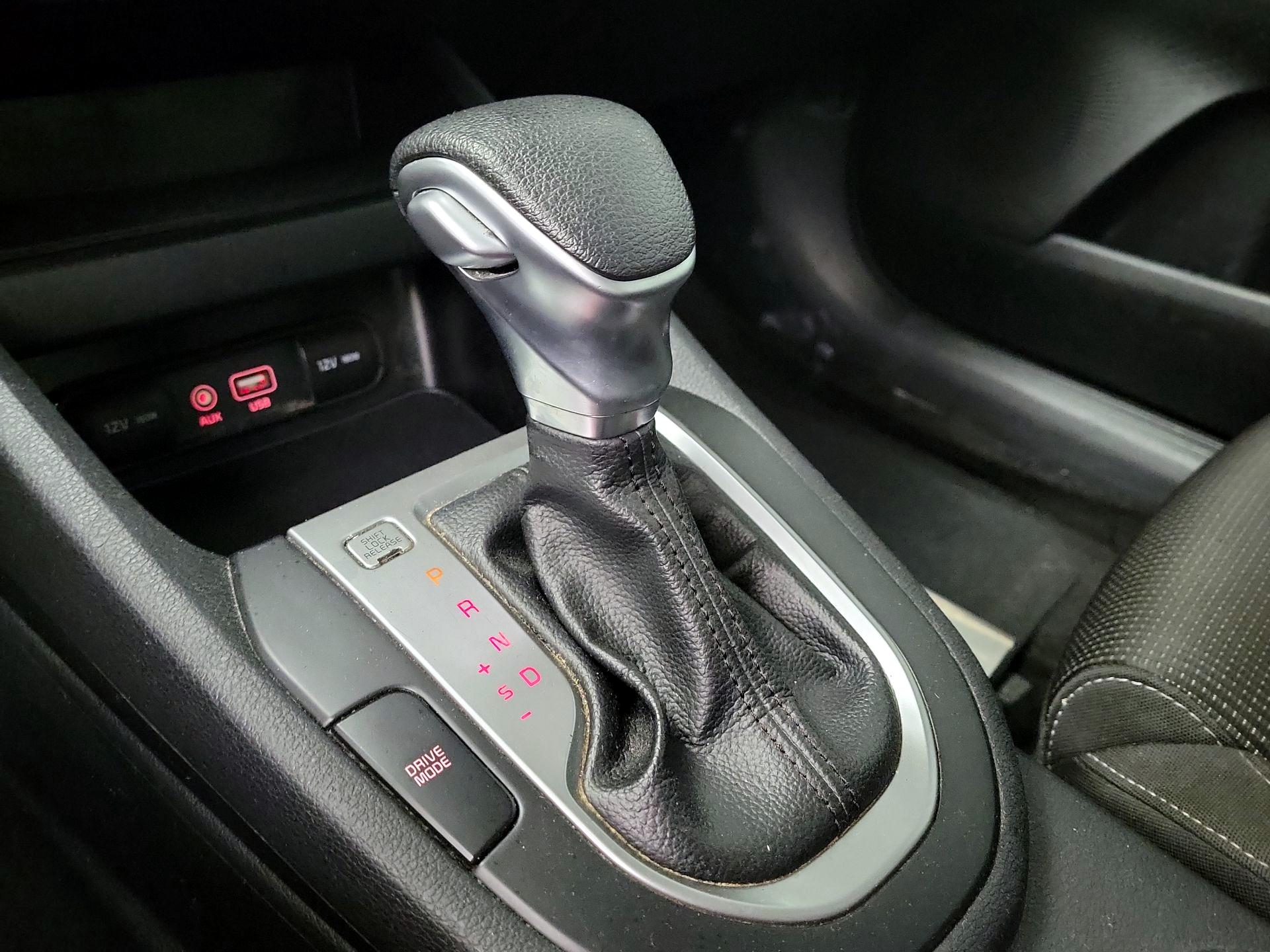 Thumbnail: 2020 Kia Forte - 17